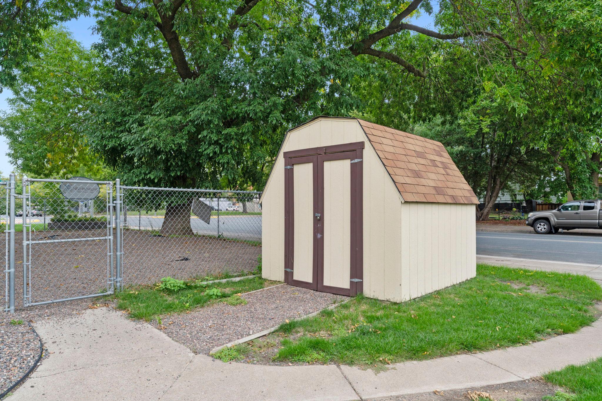 main property photo 72