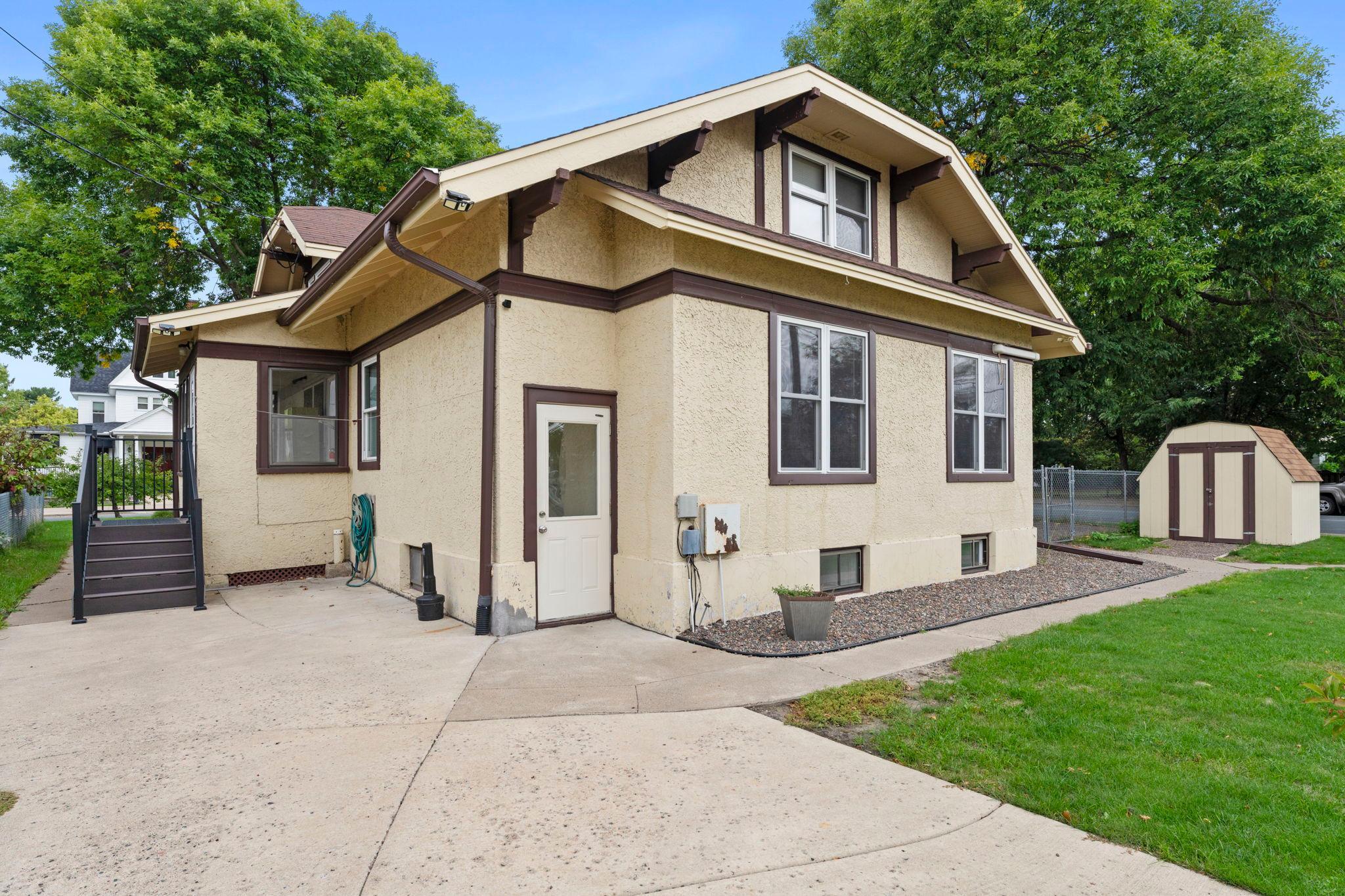 main property photo 73