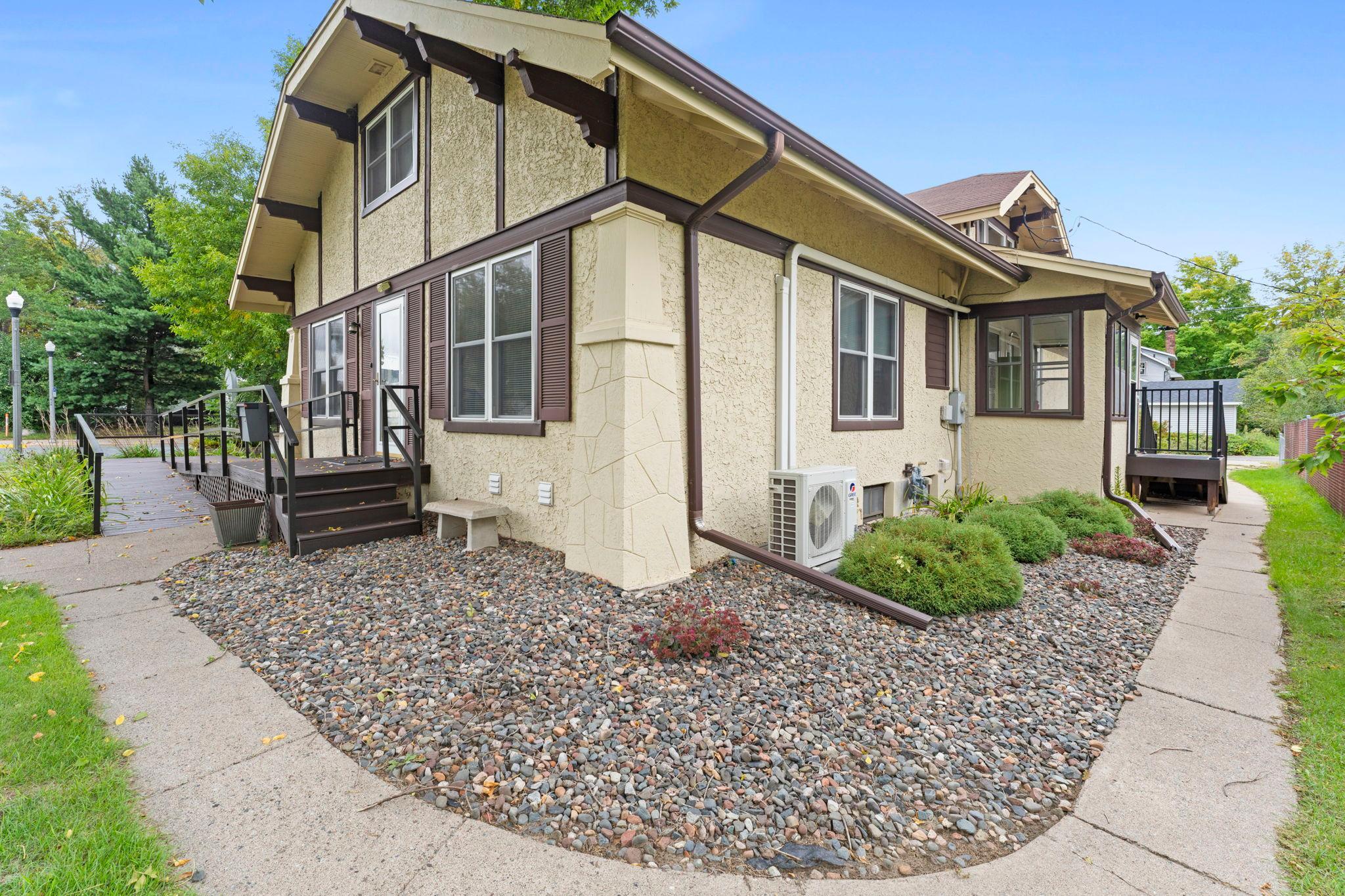 main property photo 74