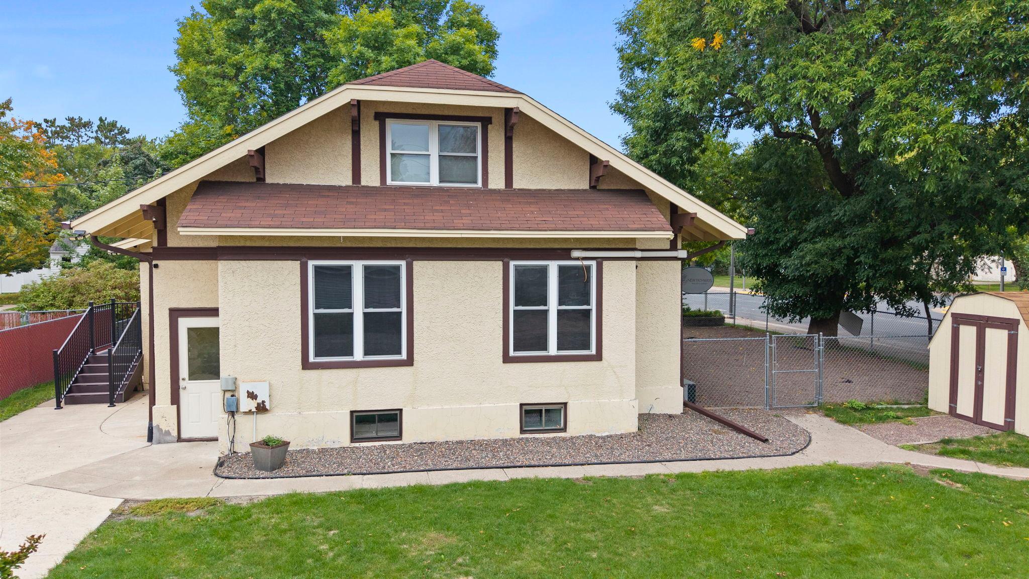 main property photo 75