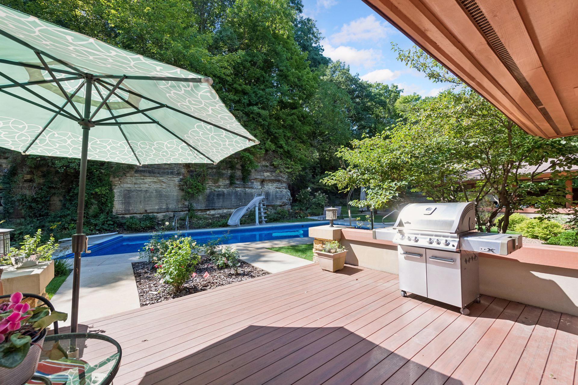 main property photo 75