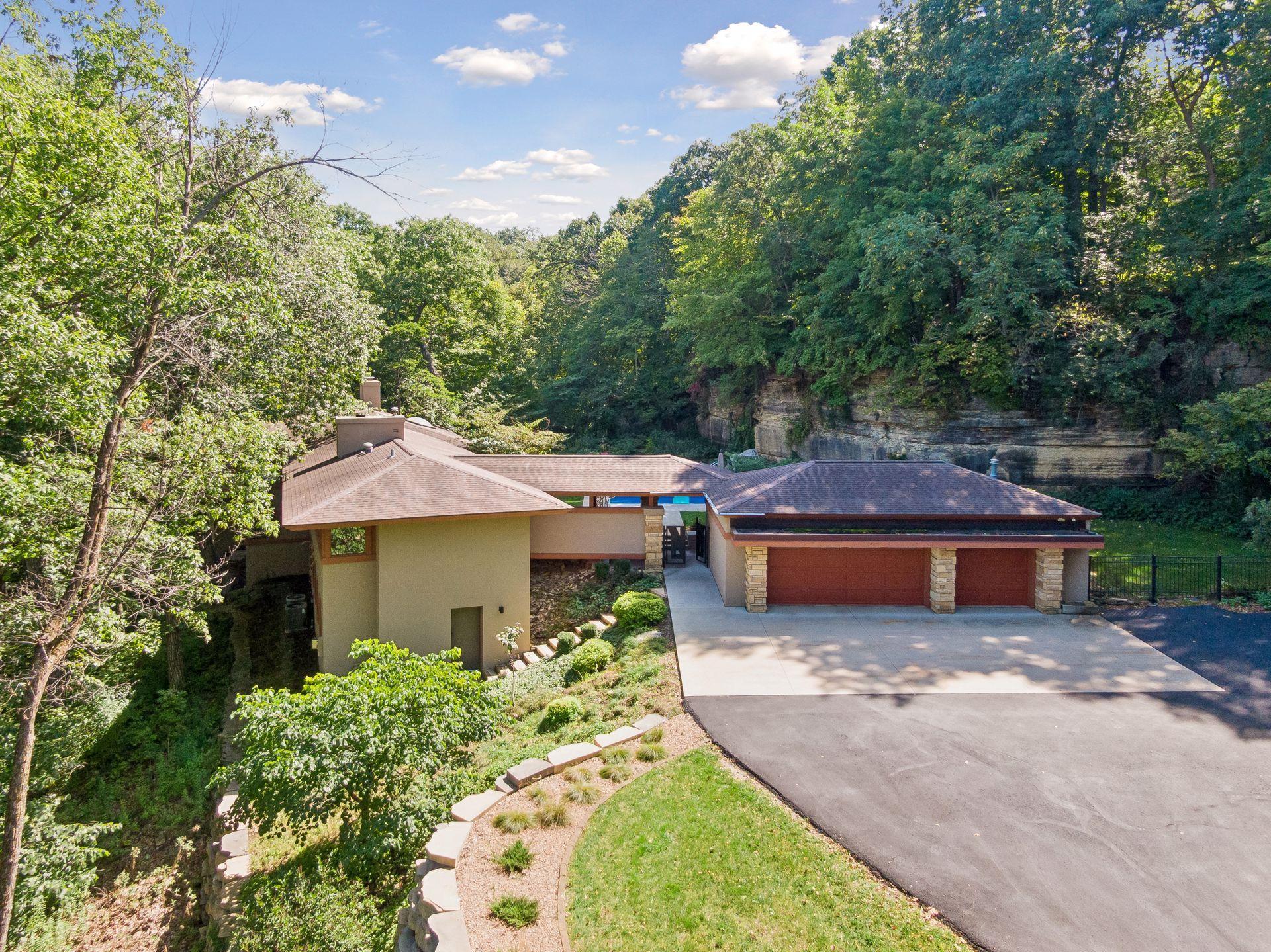 main property photo 84