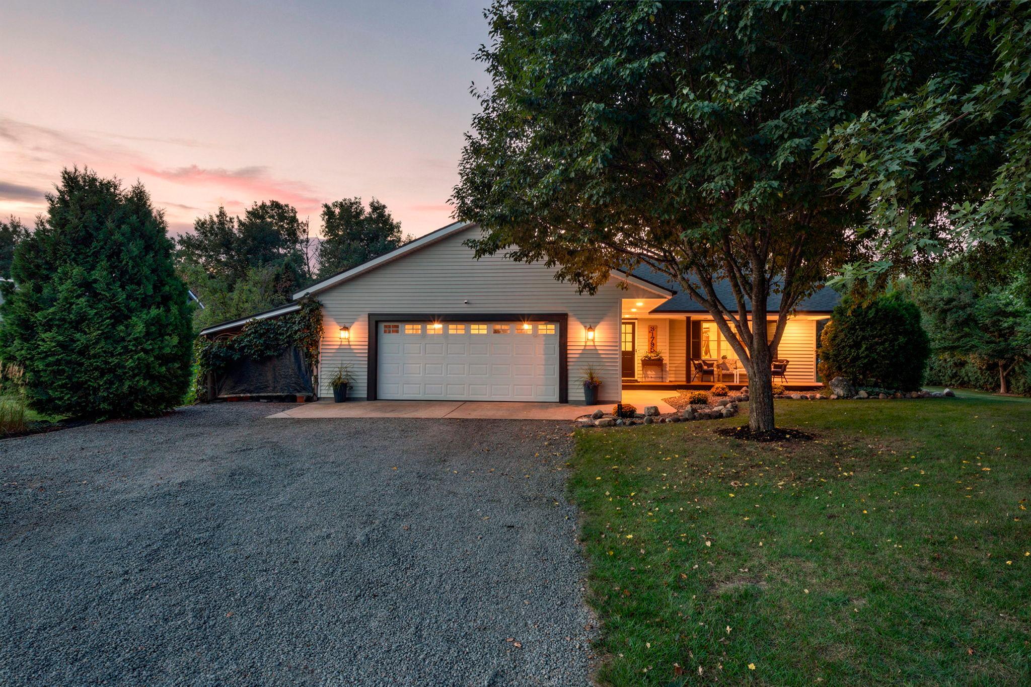 main property photo 0