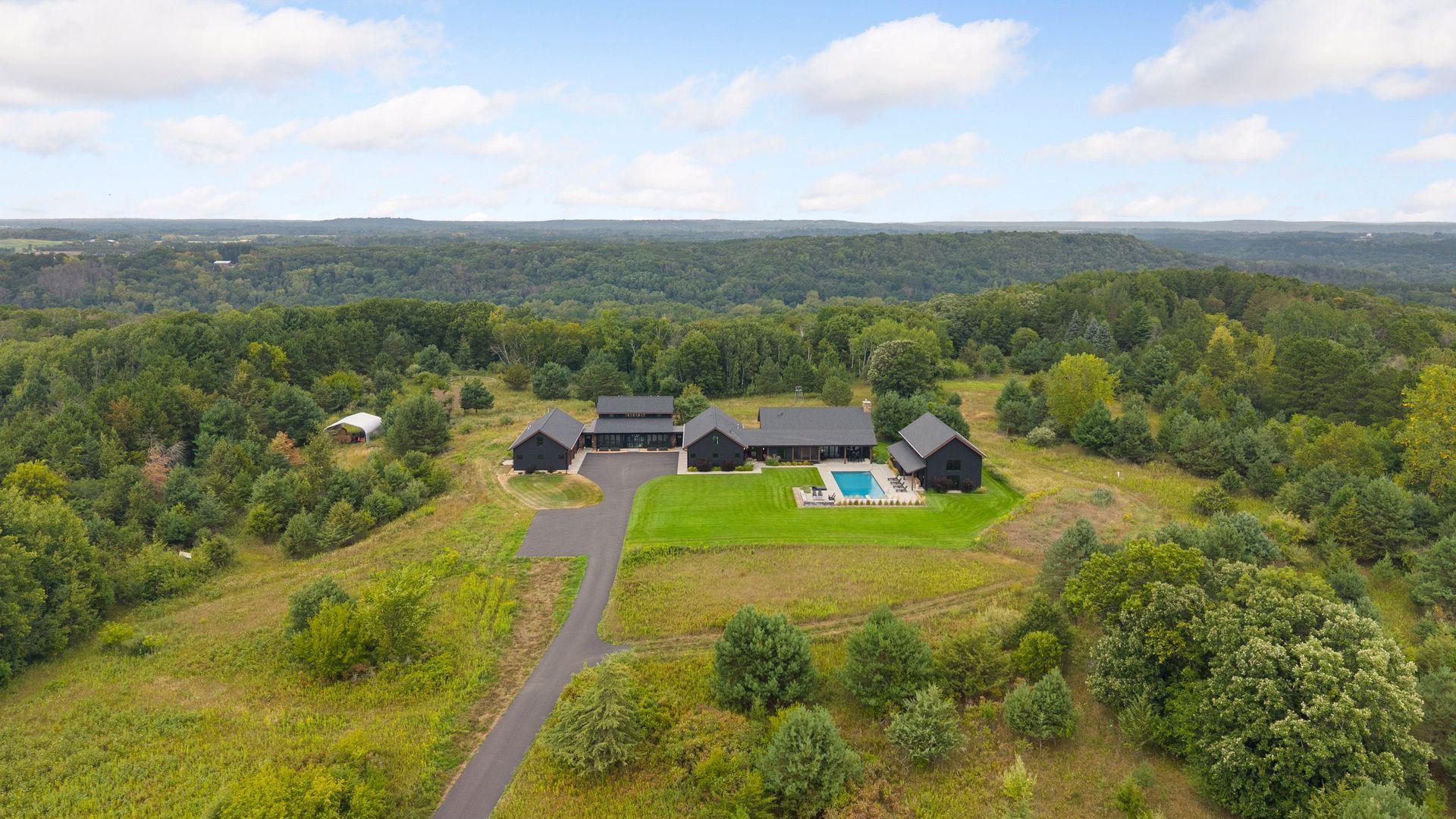 main property photo 193