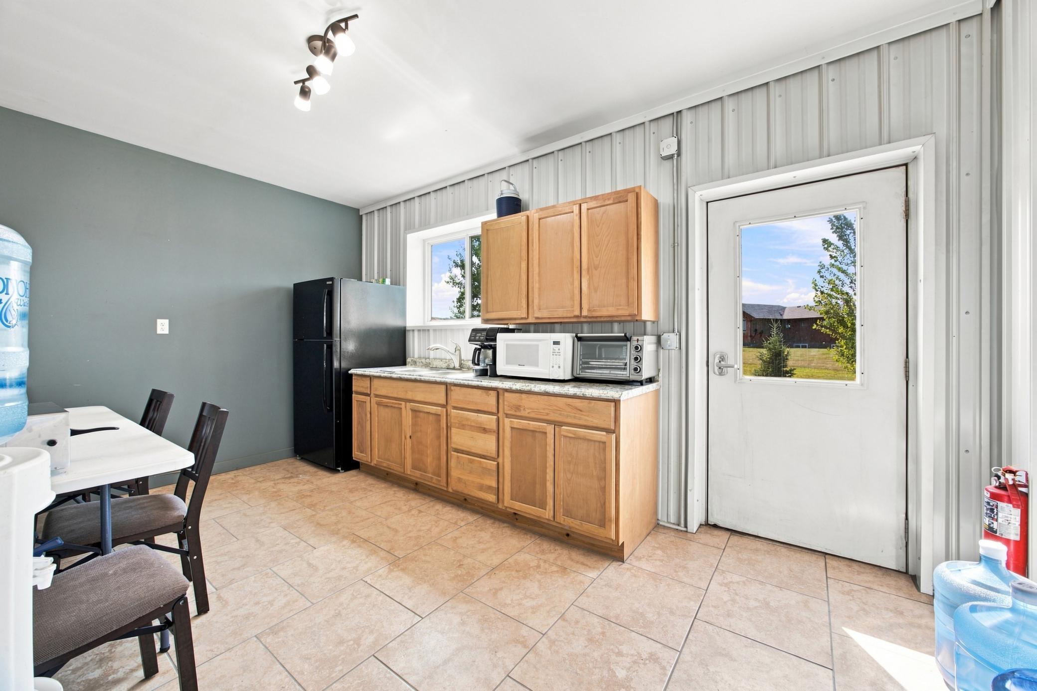 main property photo 58
