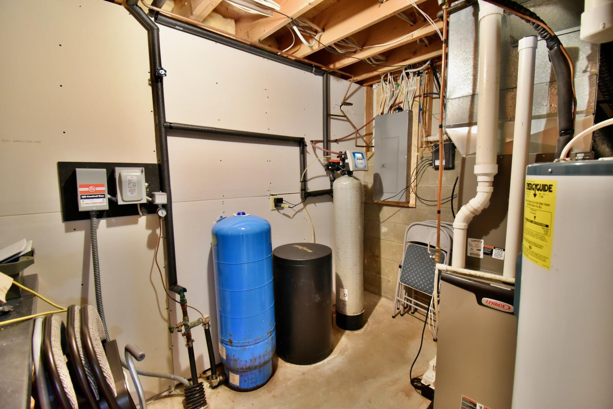 main property photo 19