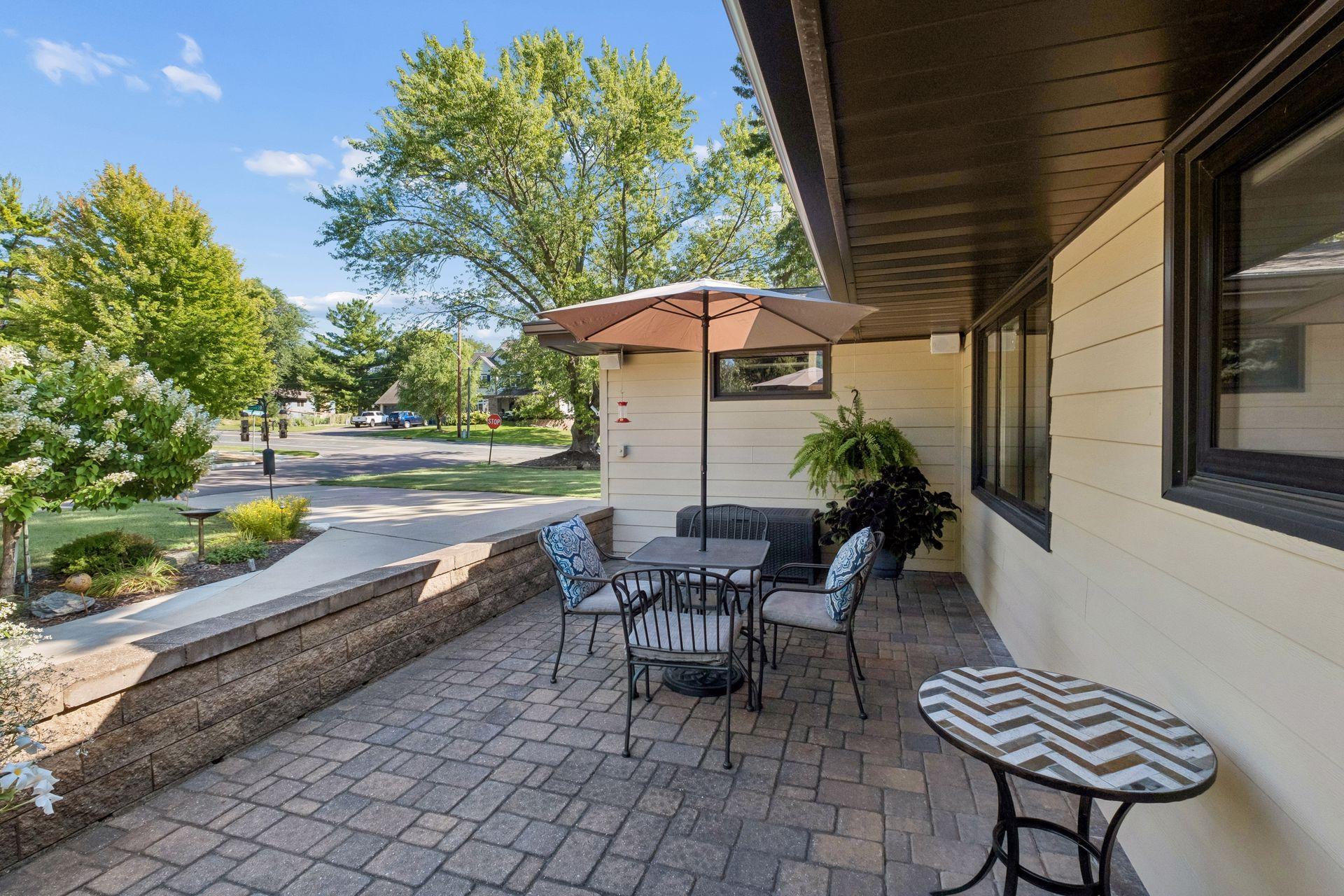 main property photo 5