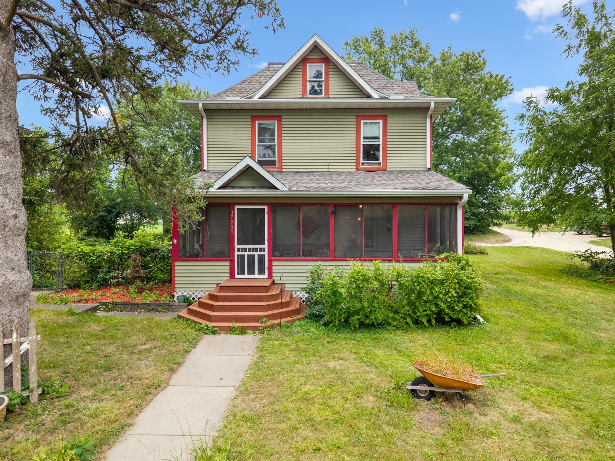 main property photo 45