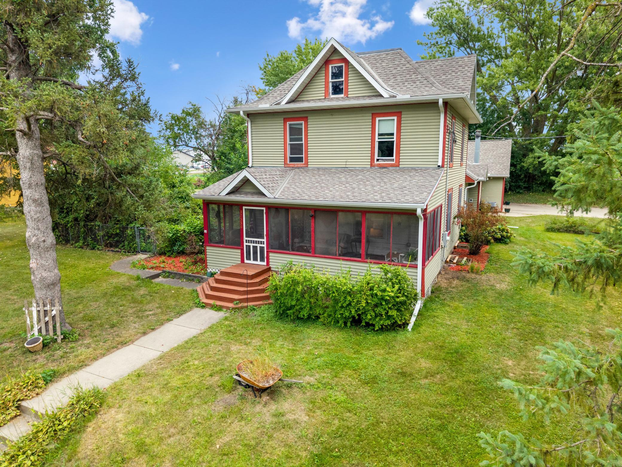 main property photo 46