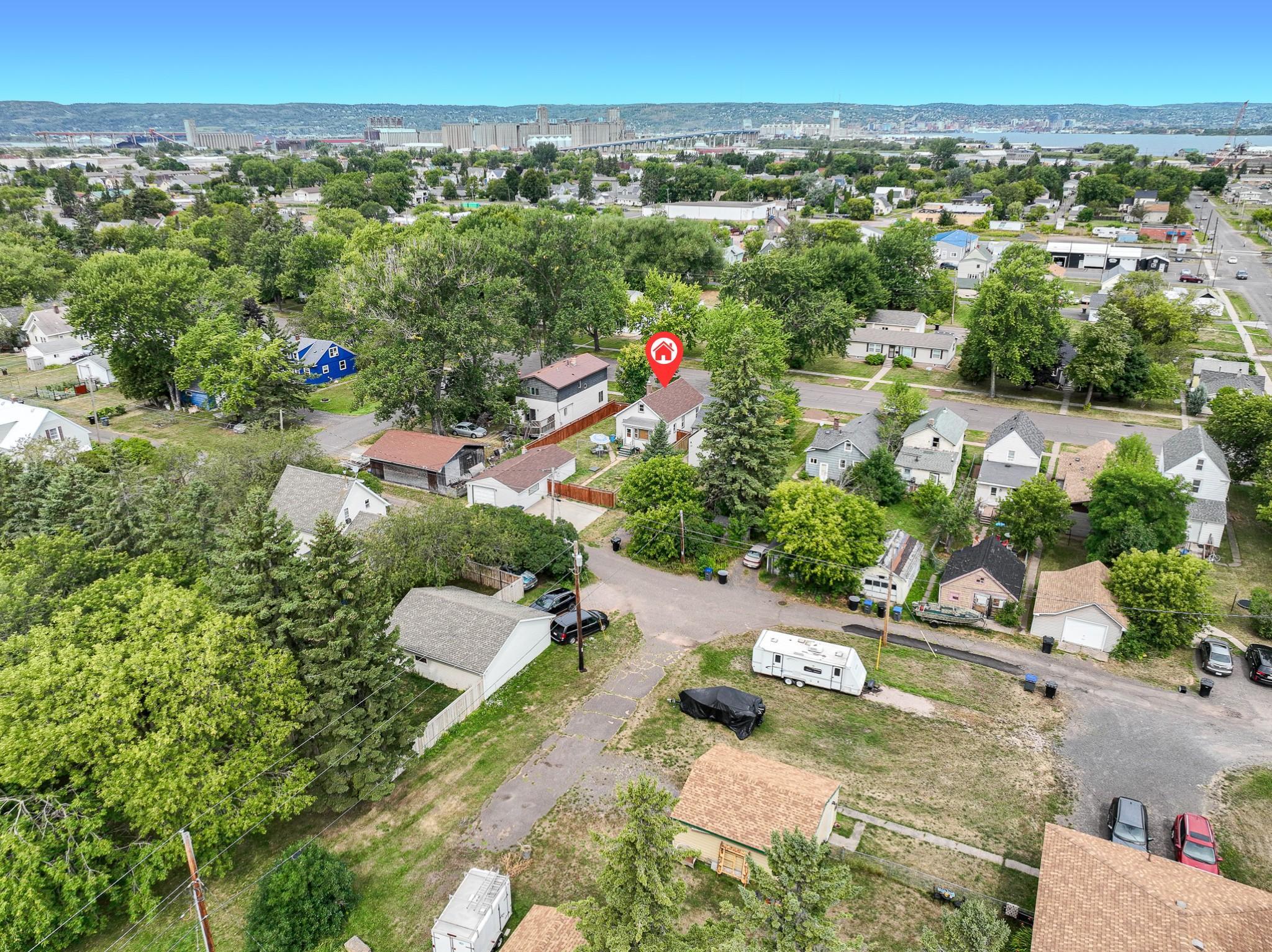 main property photo 25