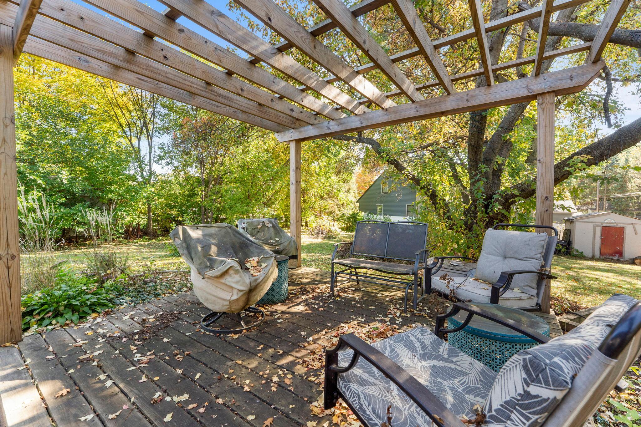 main property photo 10
