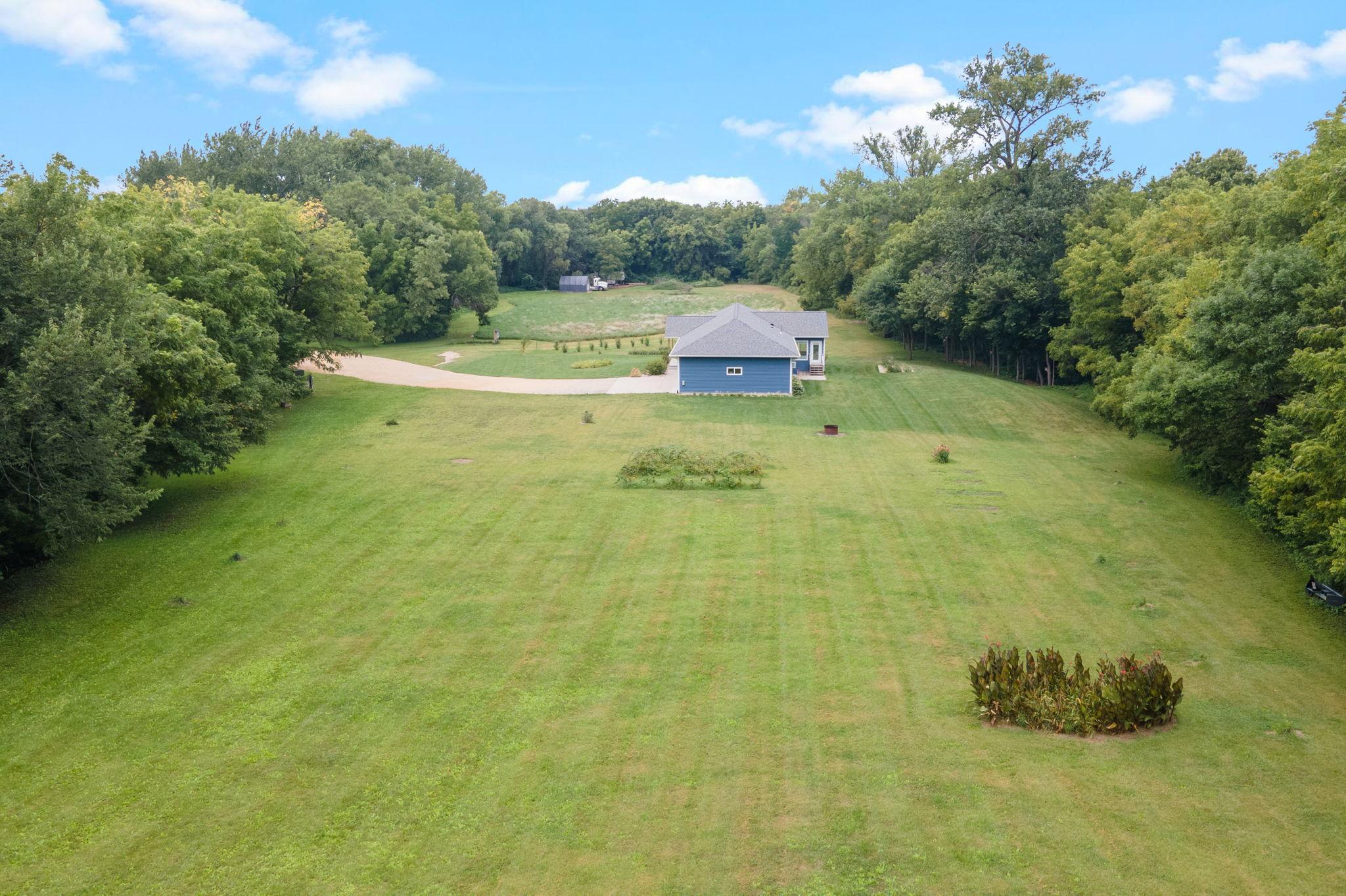 main property photo 47