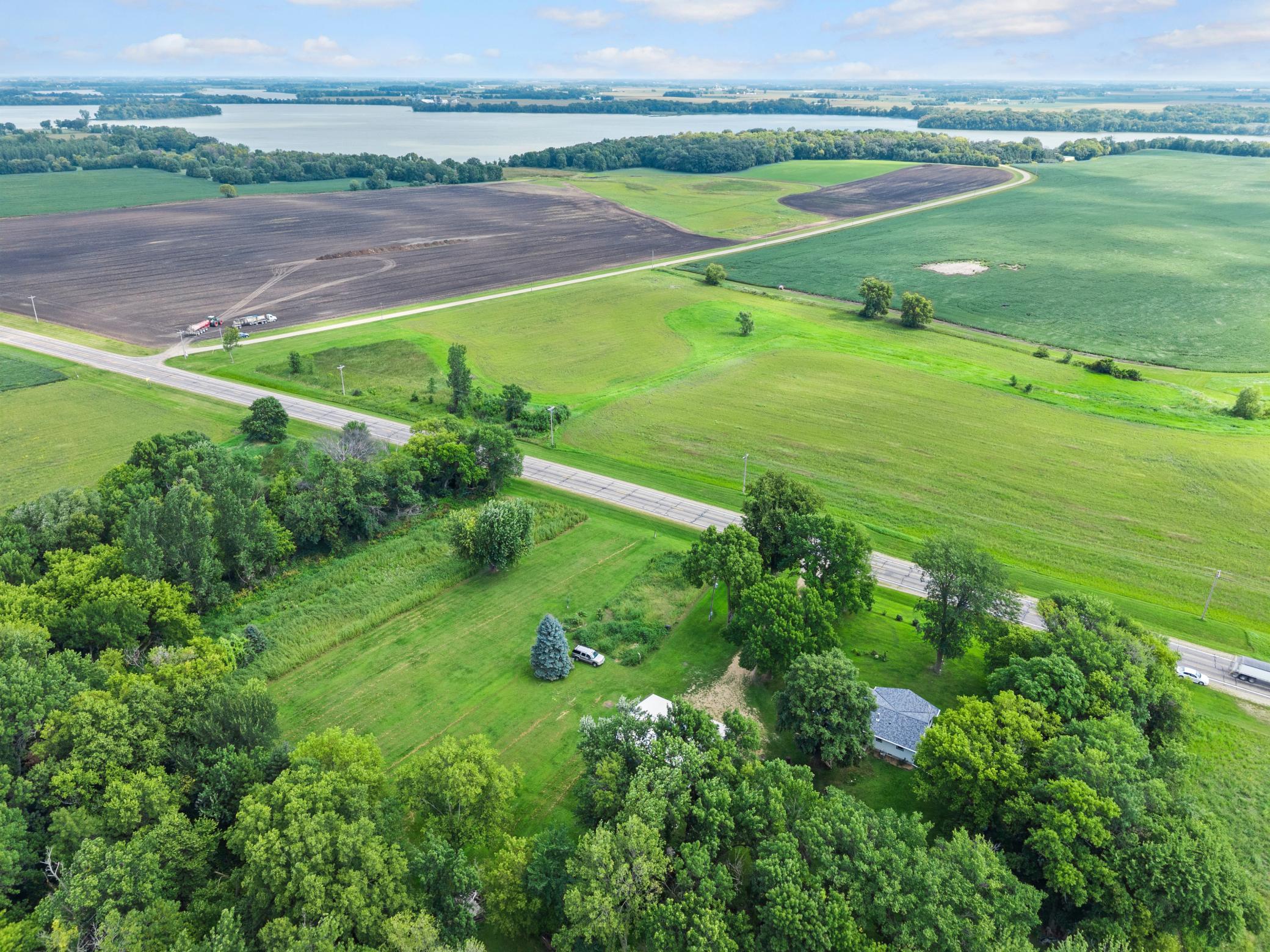 main property photo 45