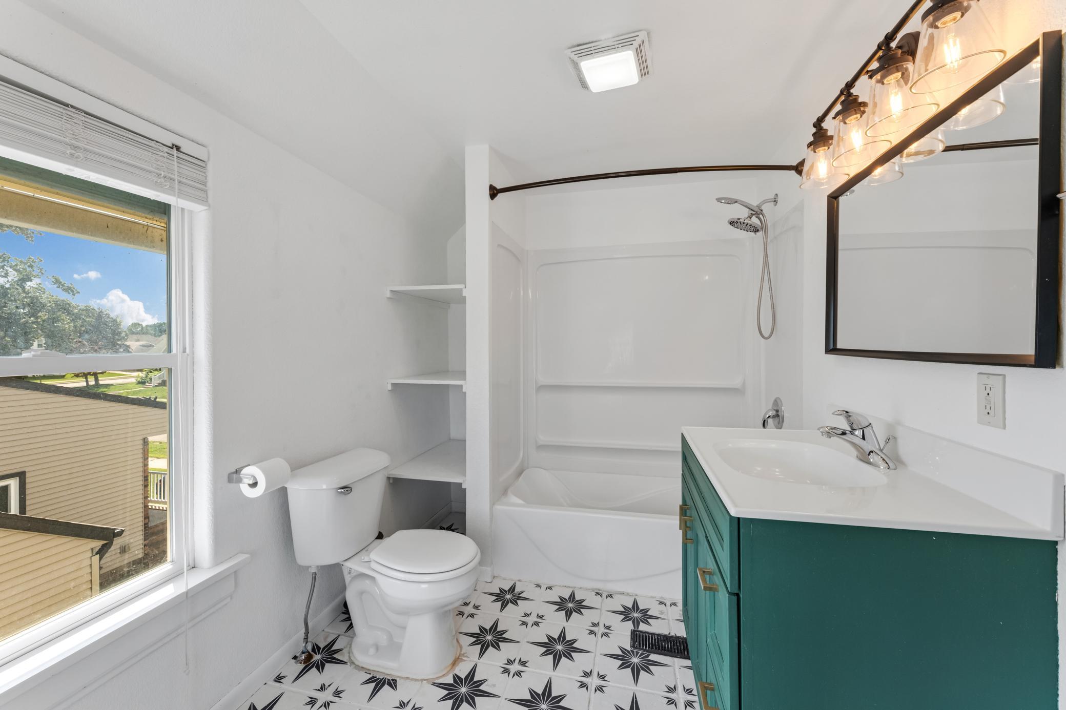 main property photo 12