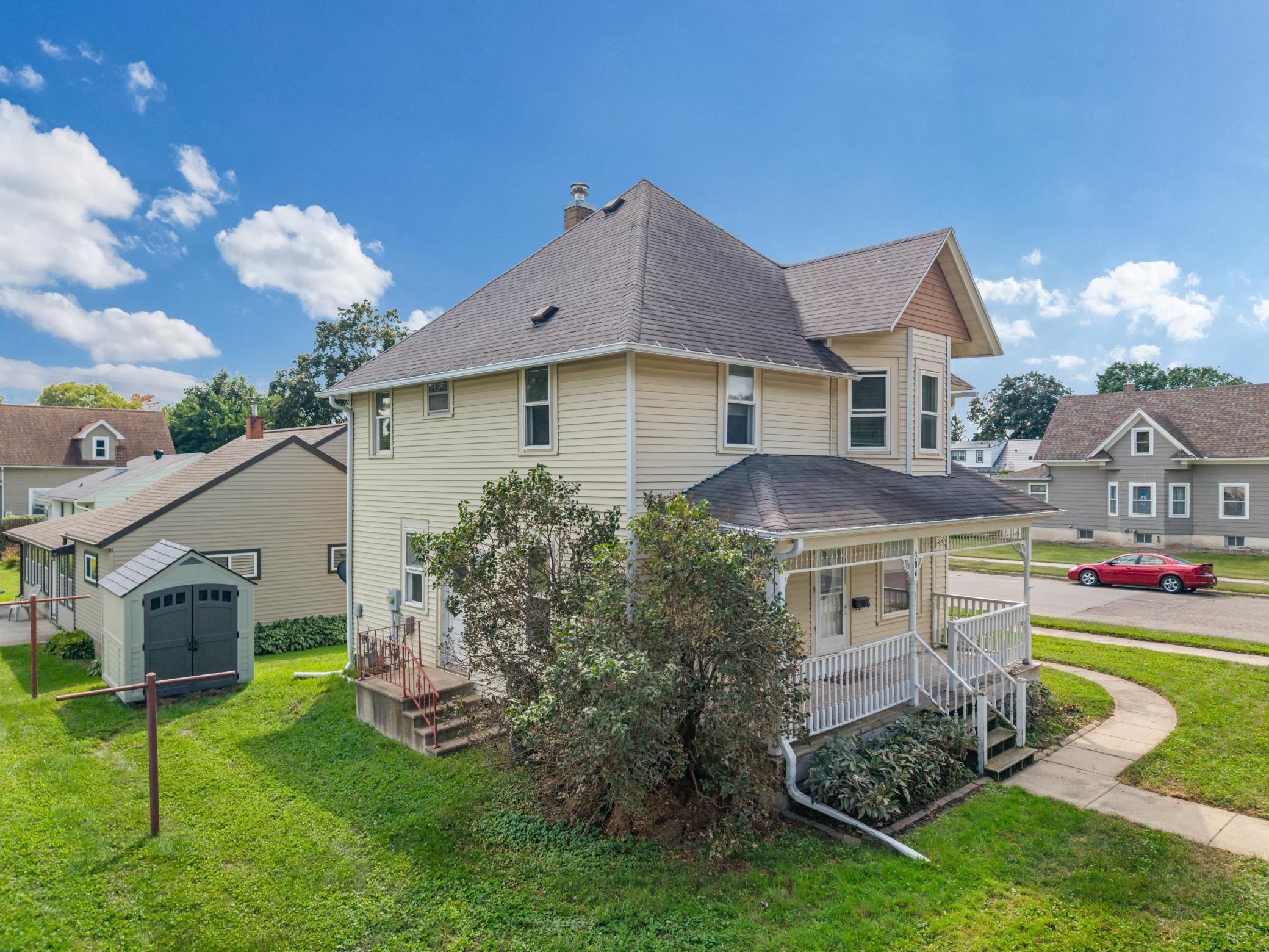 main property photo 18