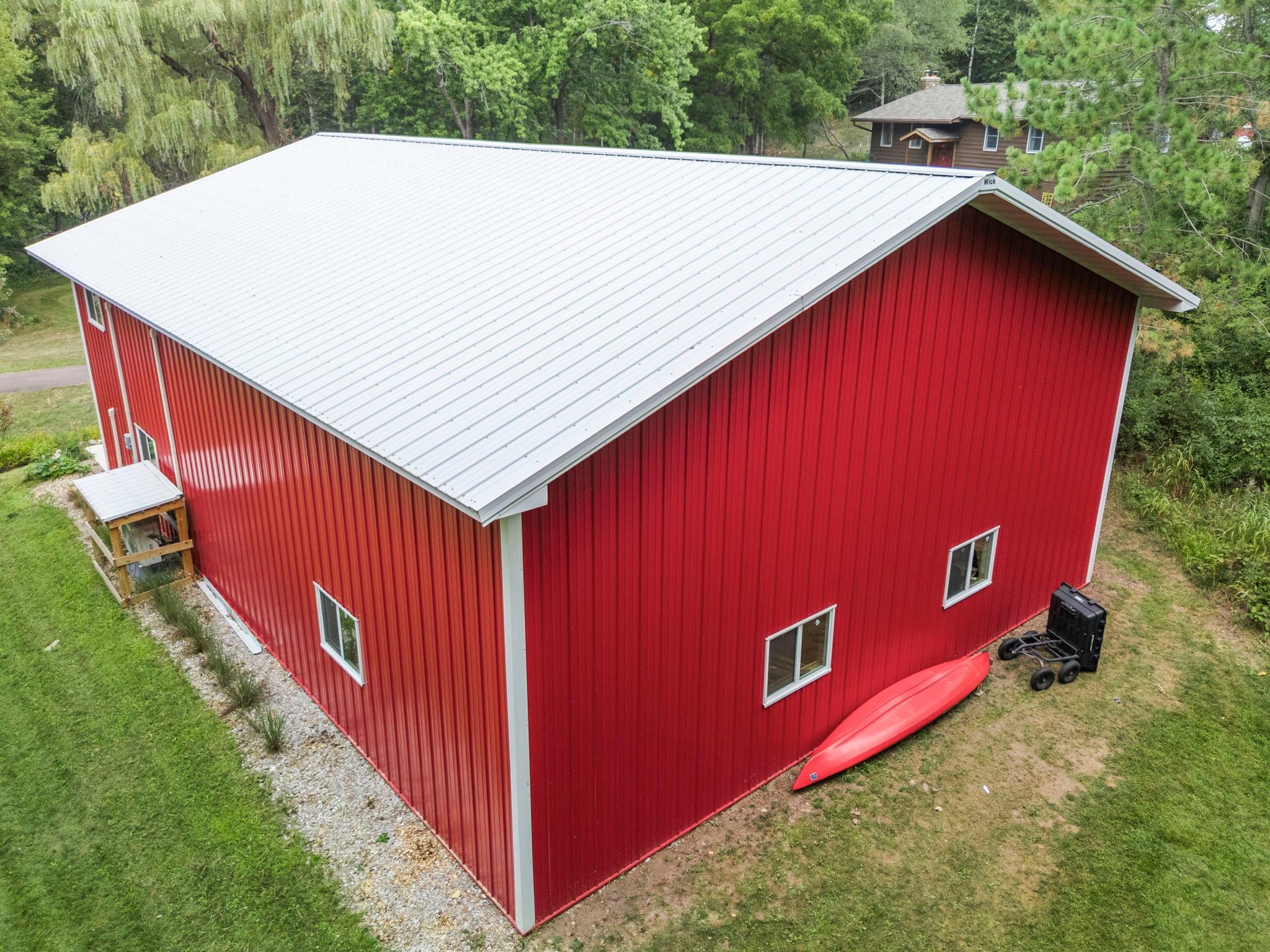 main property photo 50