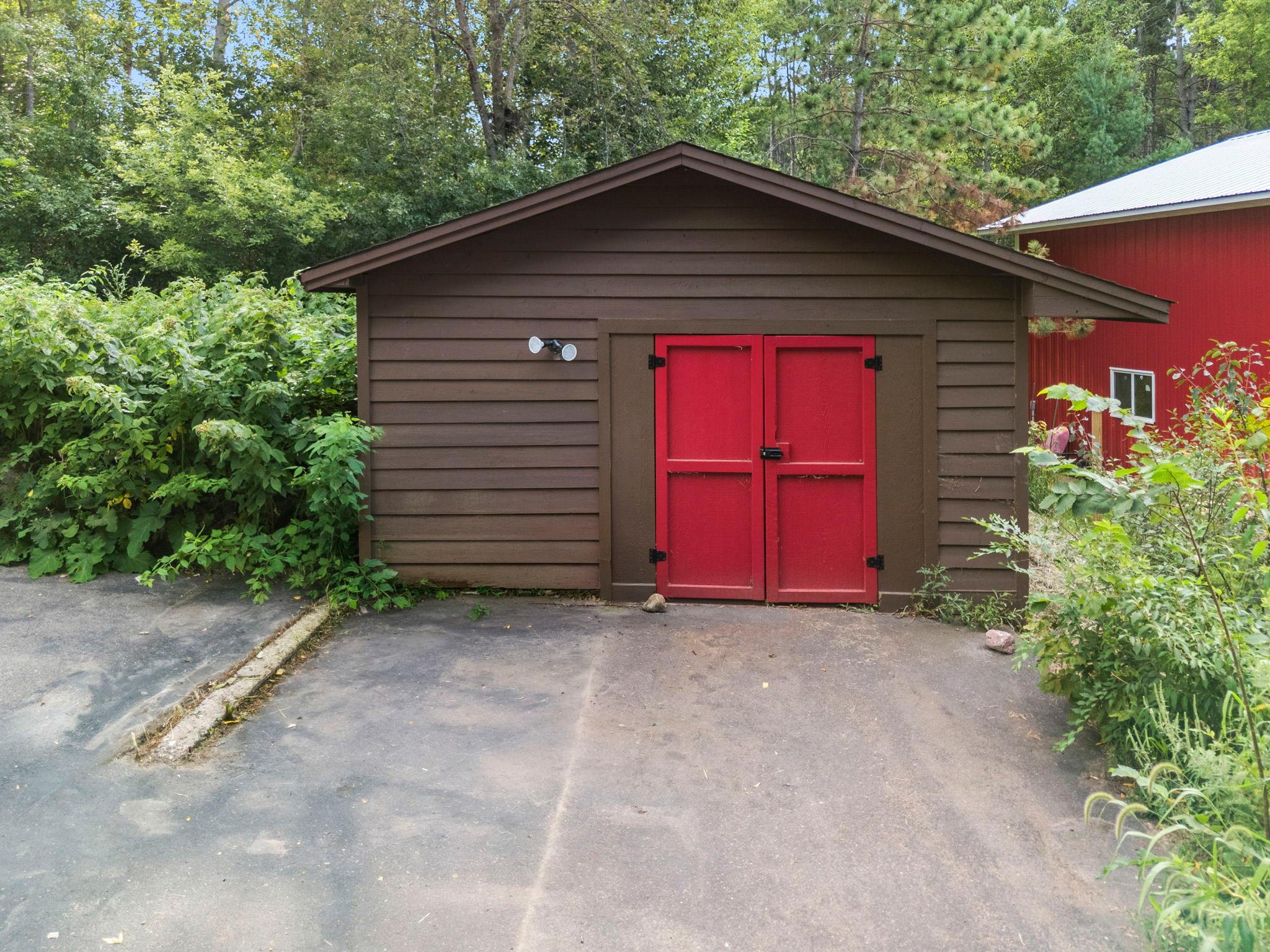 main property photo 58
