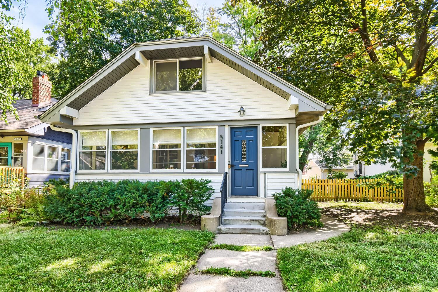 main property photo 0