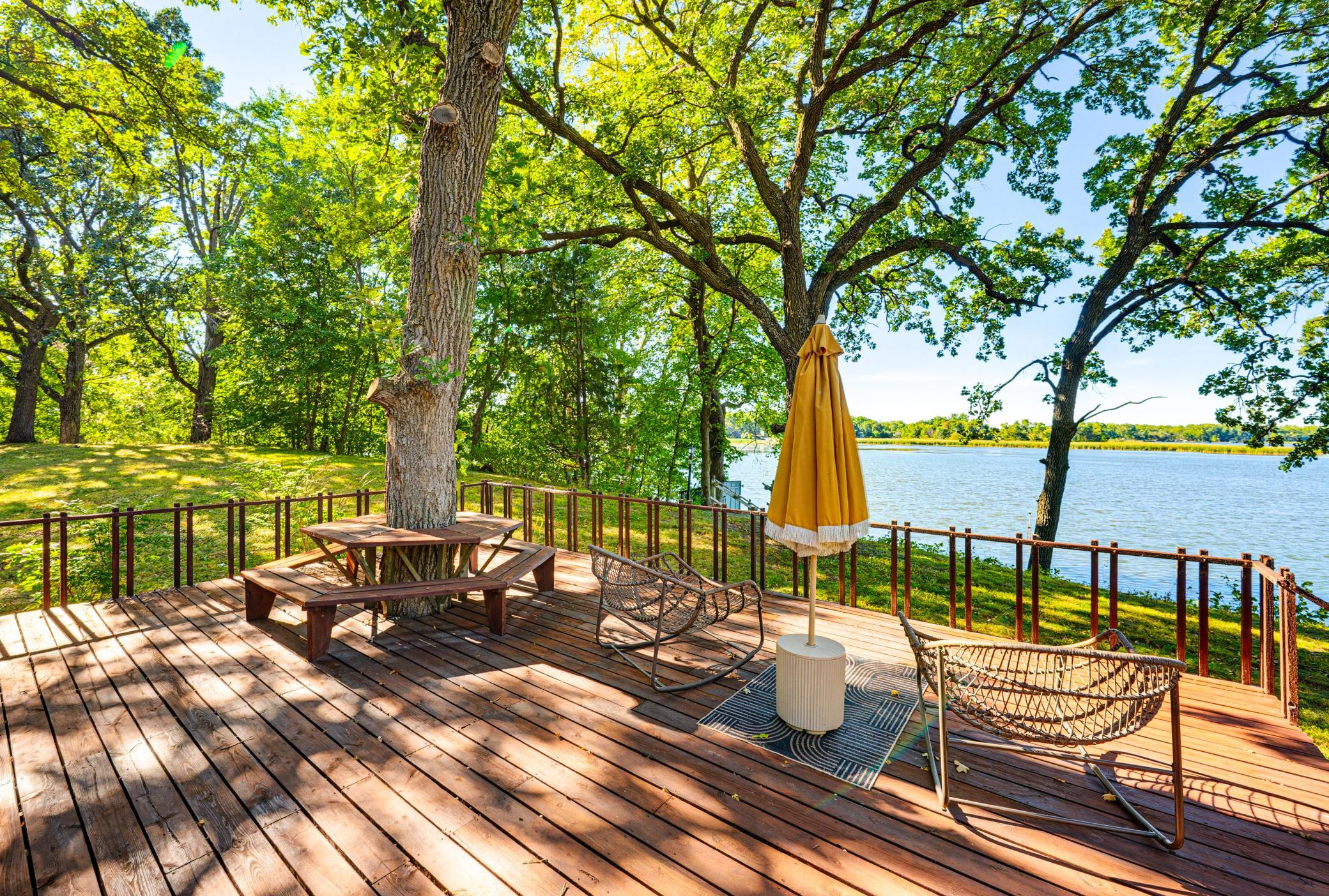 main property photo 22