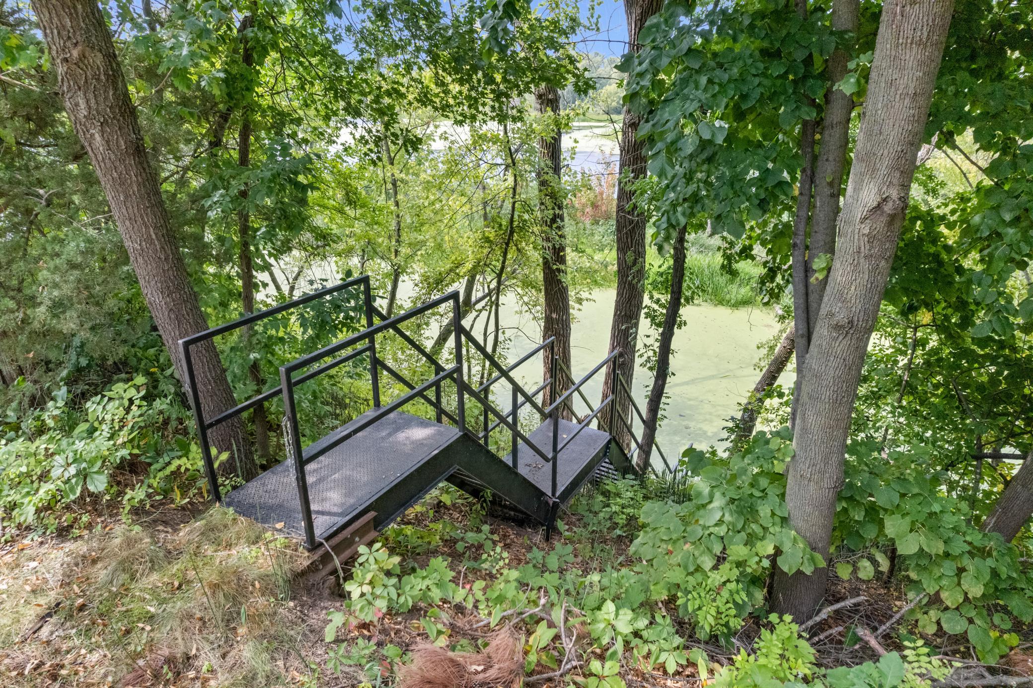 main property photo 19