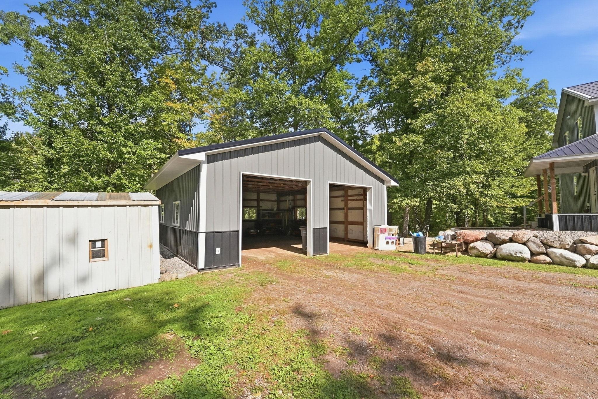 main property photo 47