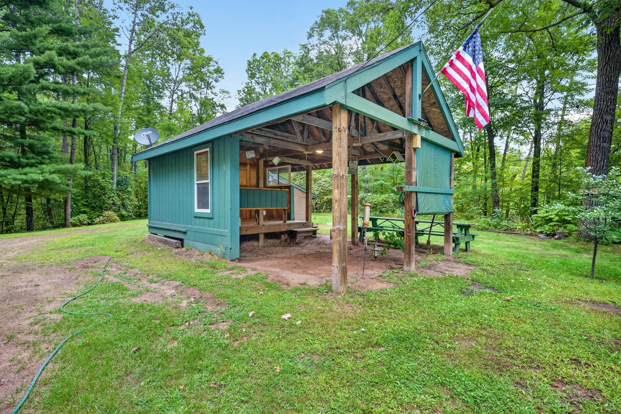 main property photo 34