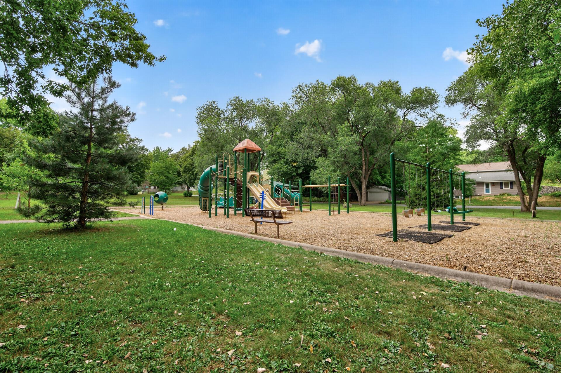 main property photo 23