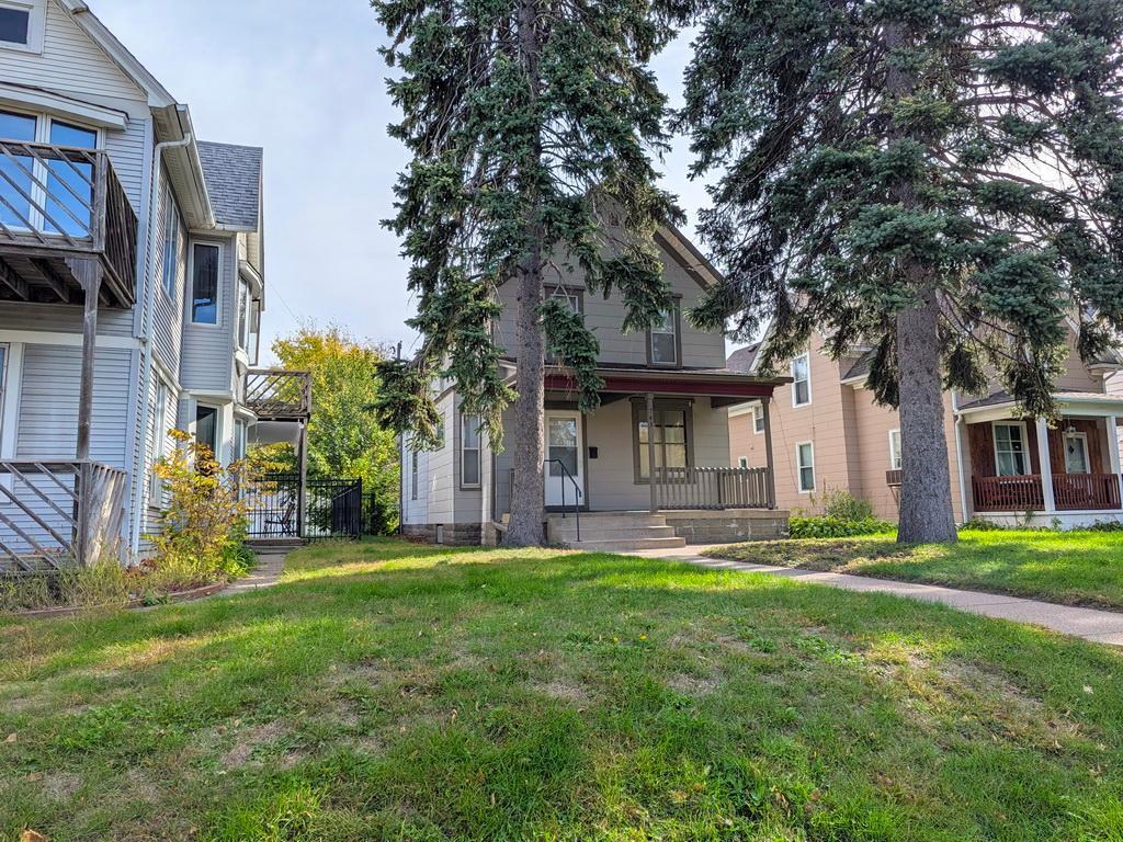 main property photo 2