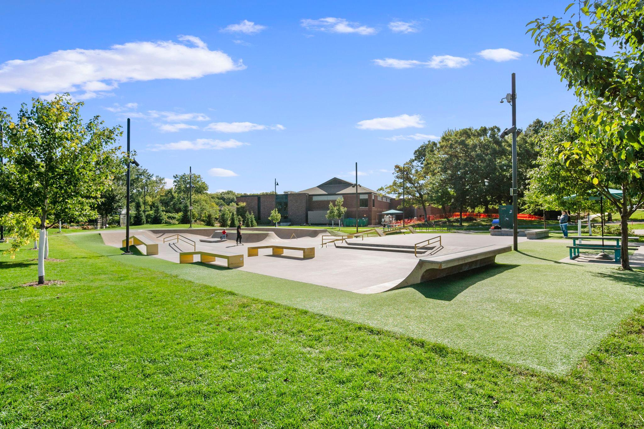 main property photo 25