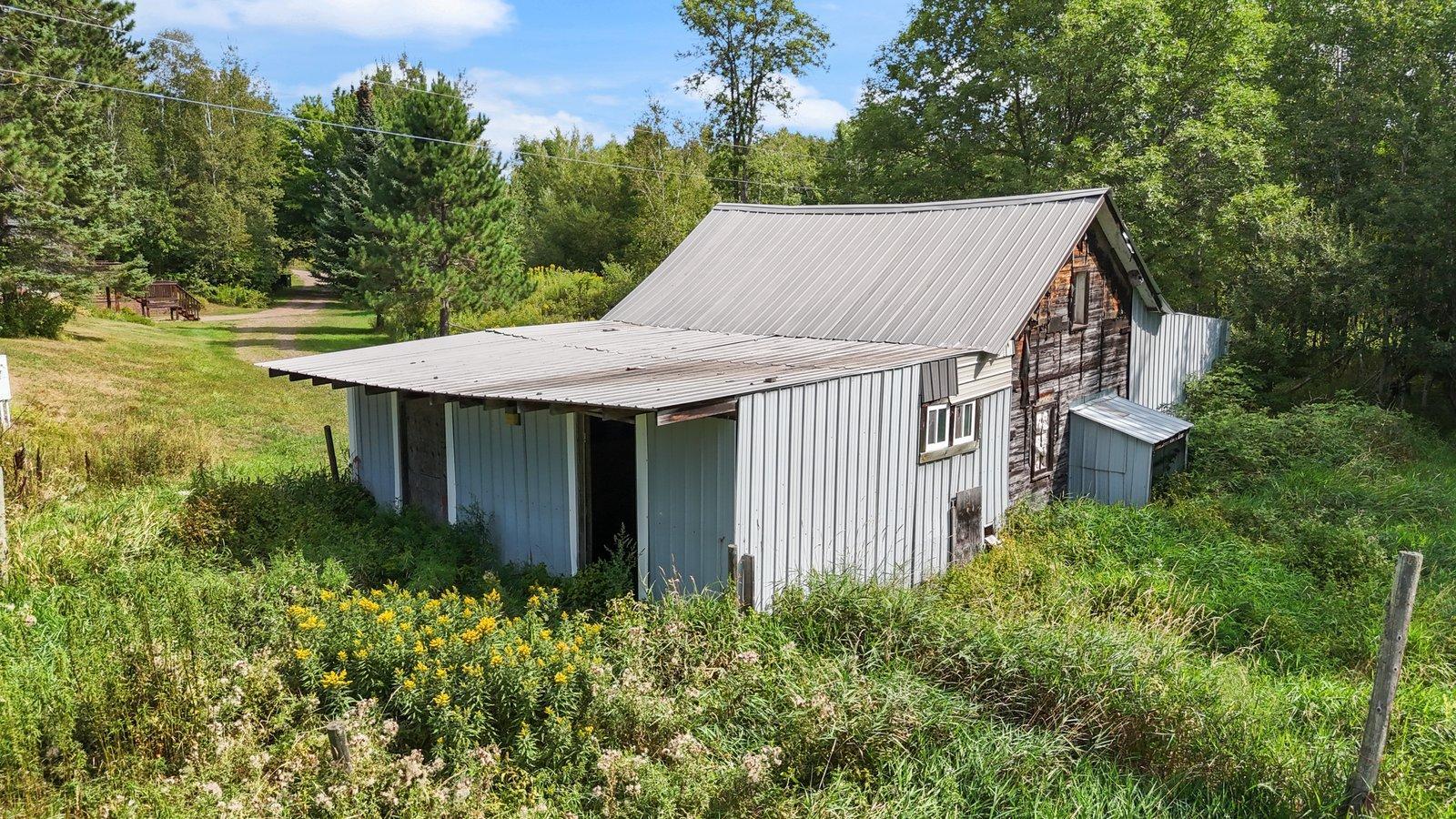 main property photo 64