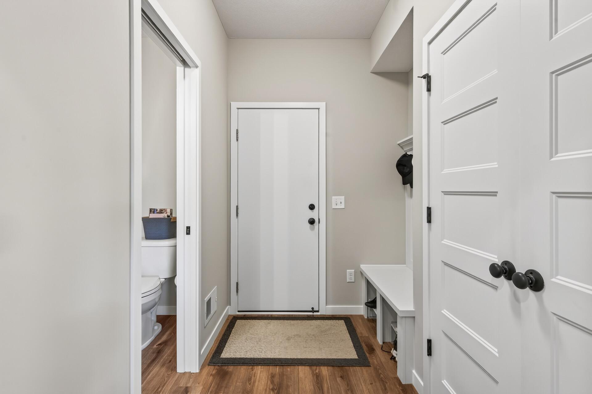 main property photo 16