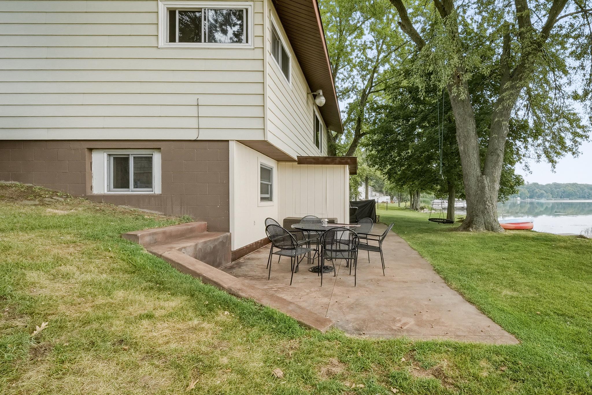 main property photo 41