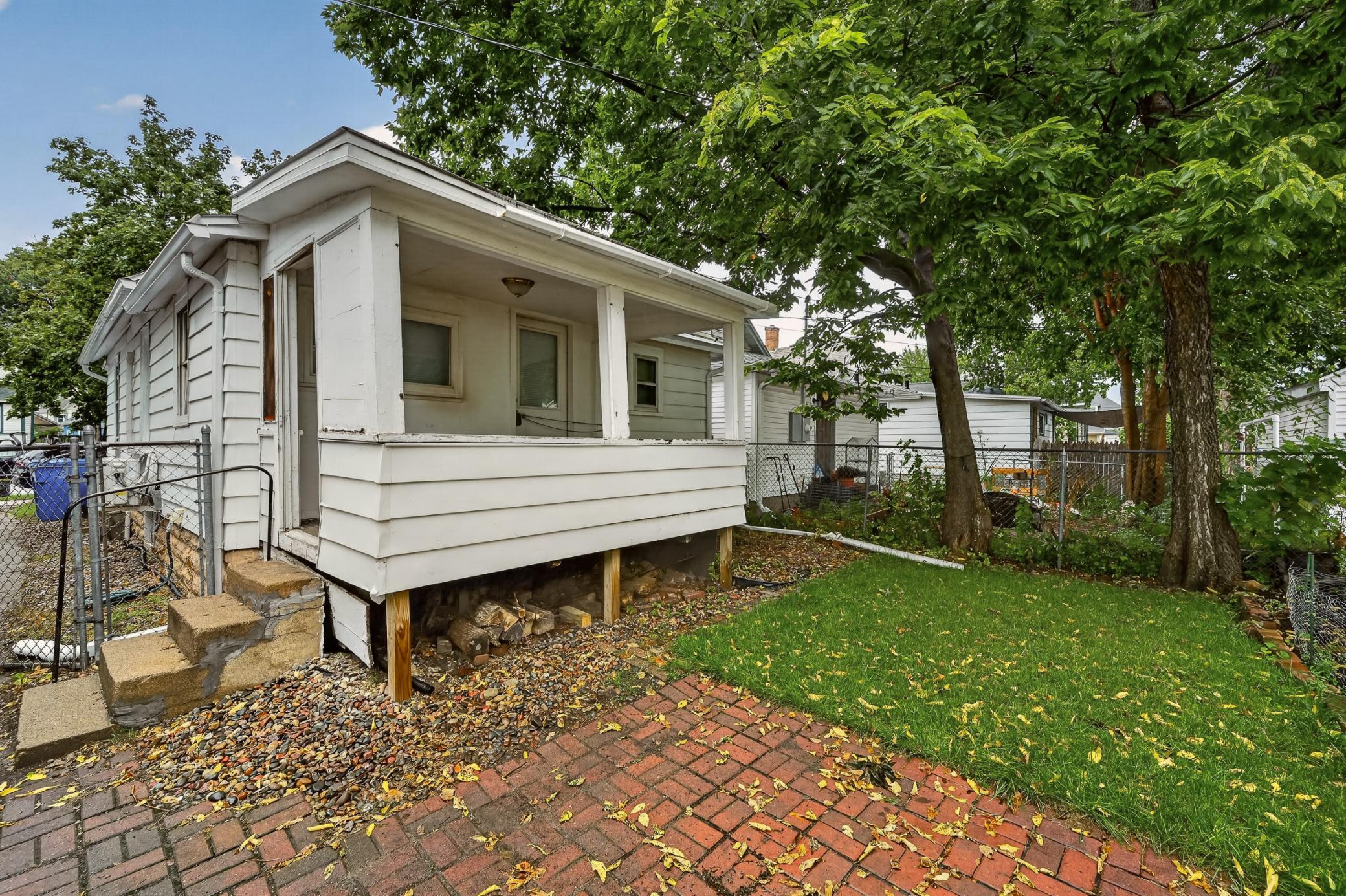 main property photo 21