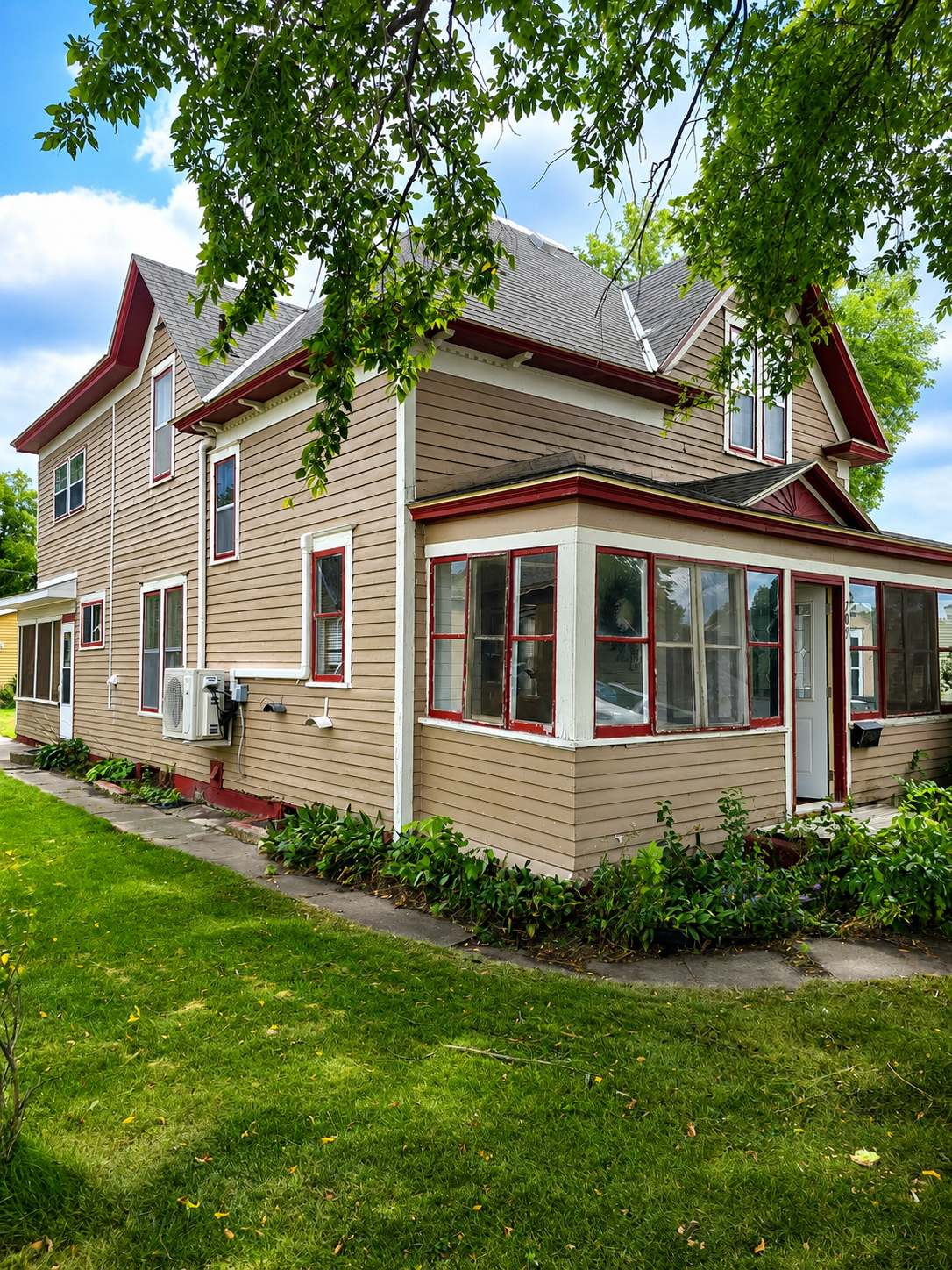 main property photo 2