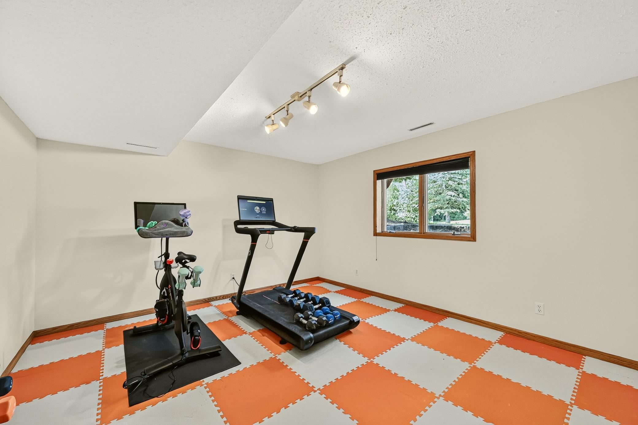 main property photo 38