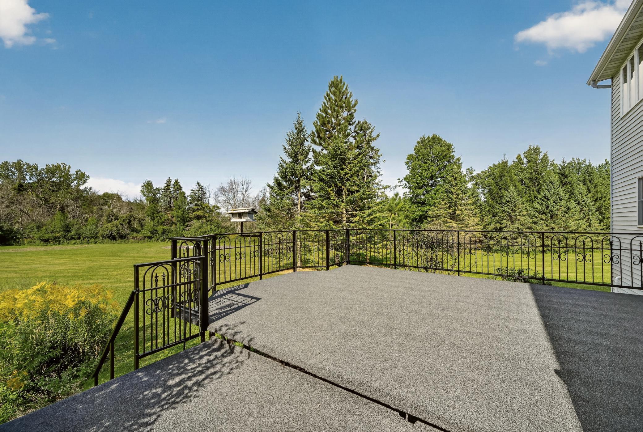 main property photo 49