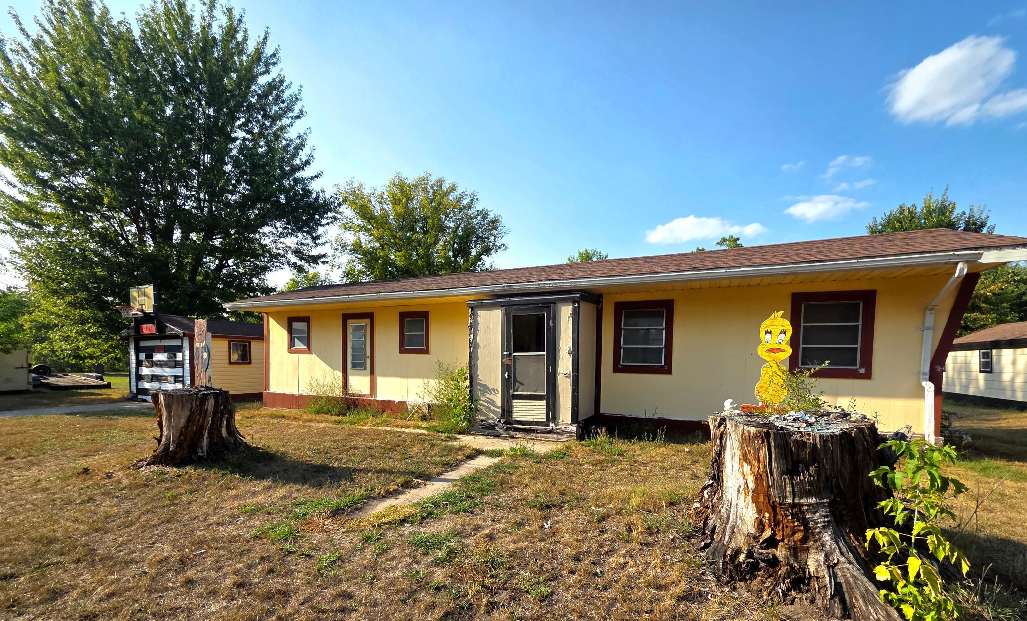 main property photo 16