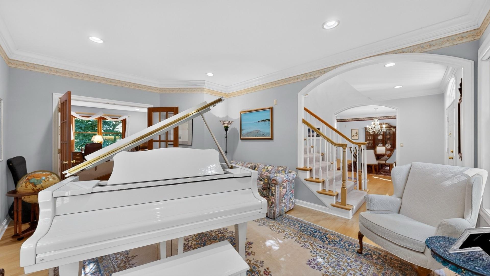 main property photo 7