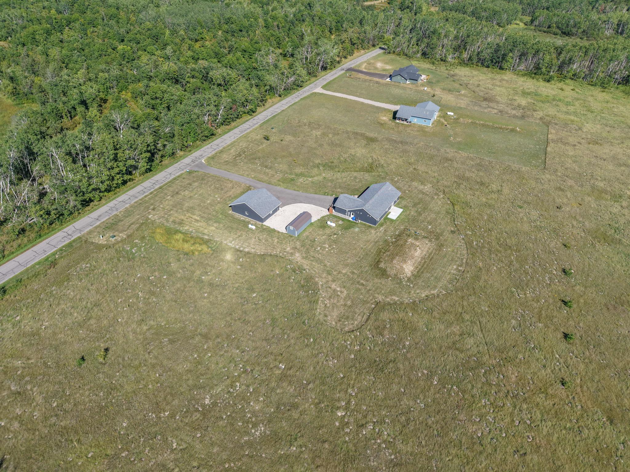 main property photo 50