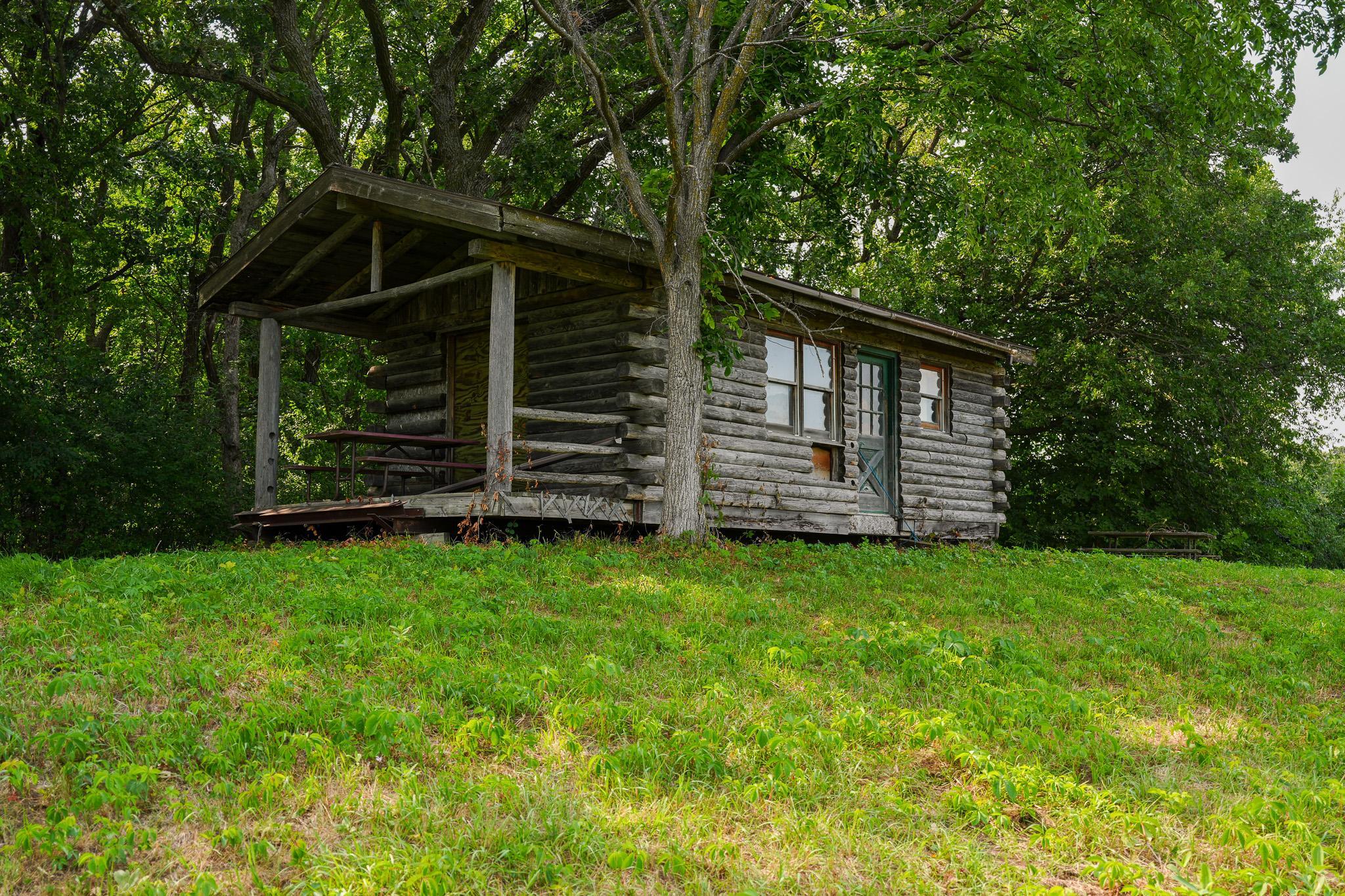 main property photo 33