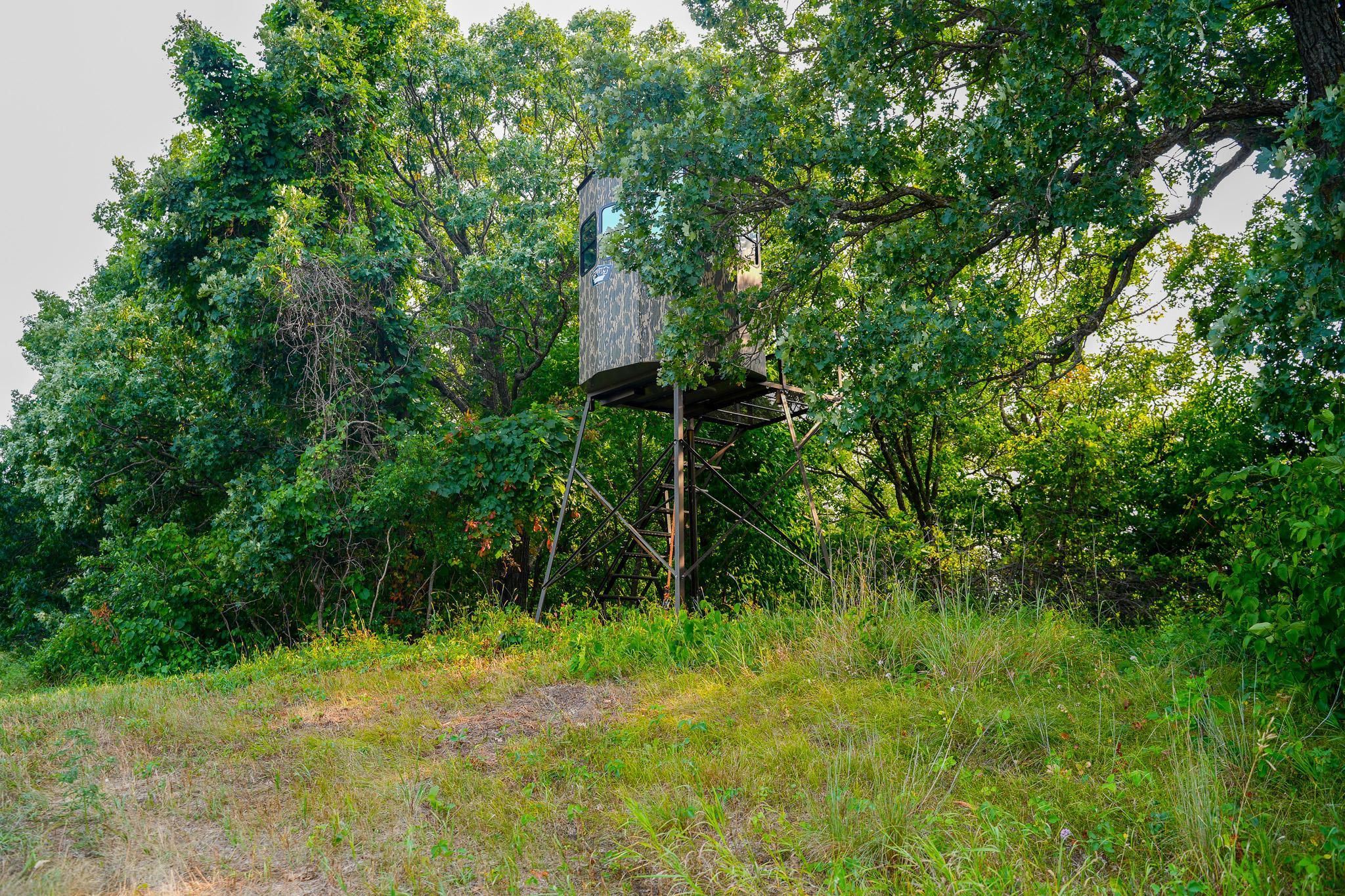 main property photo 76
