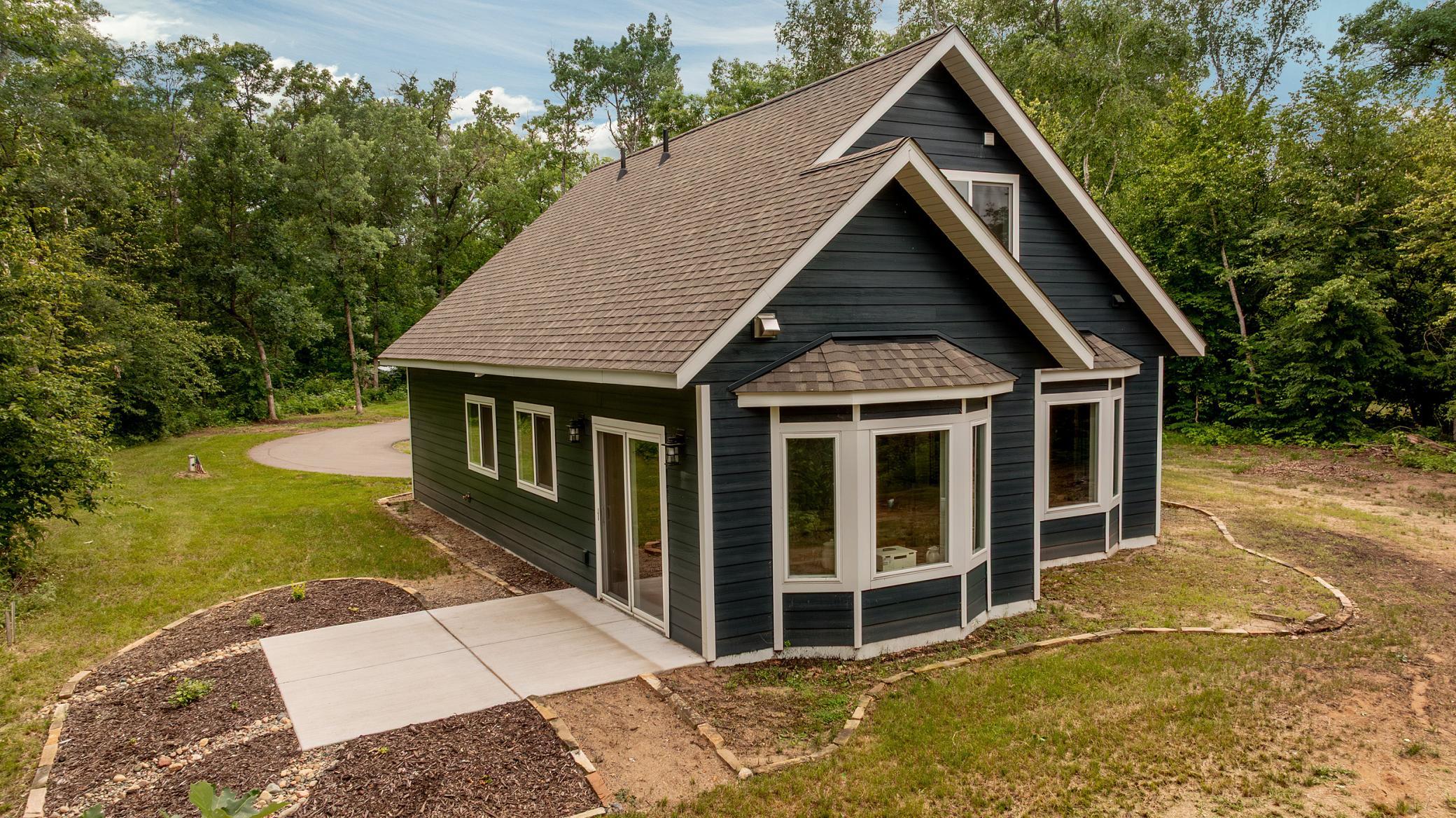 main property photo 24