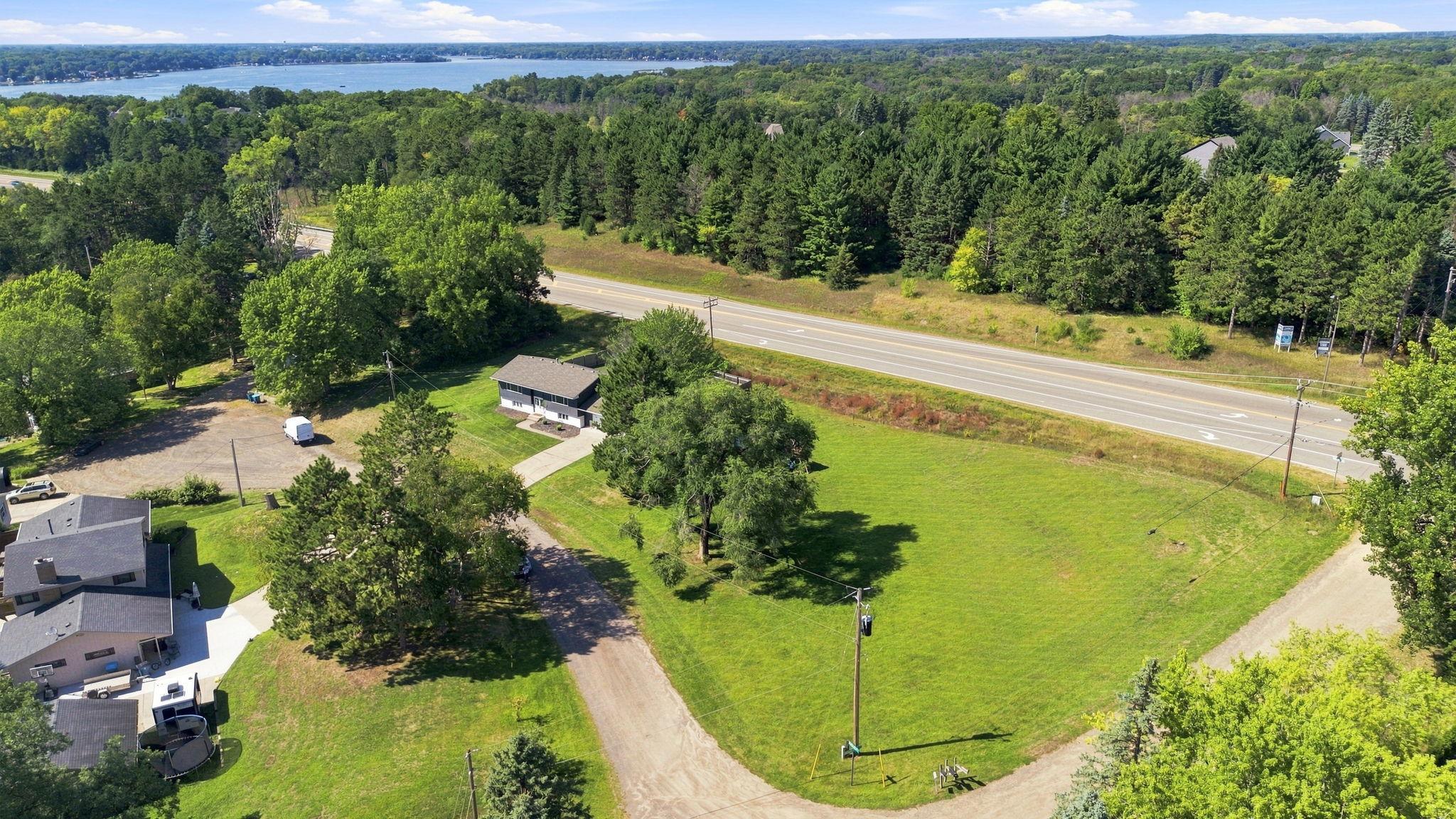 main property photo 40