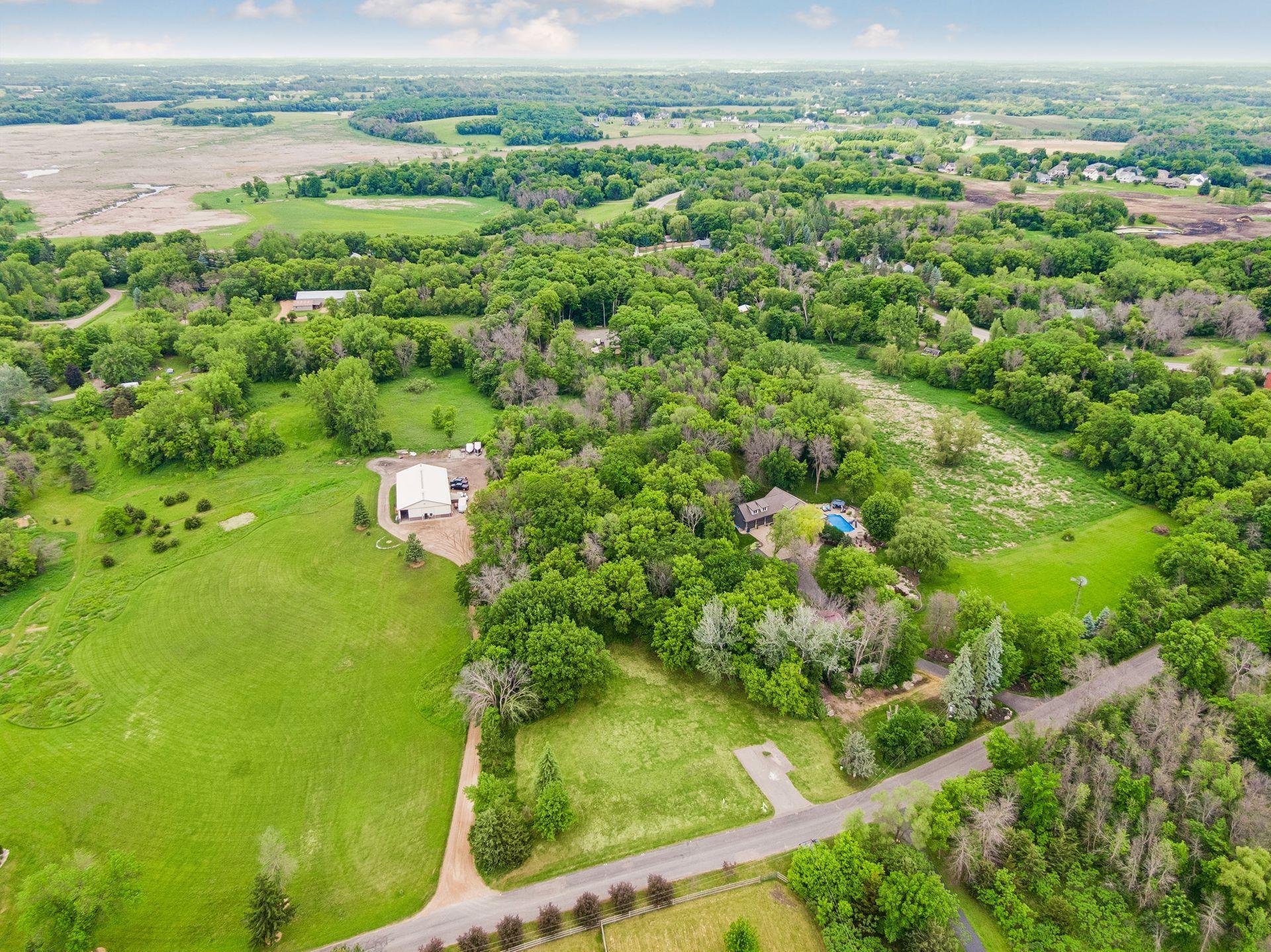main property photo 5