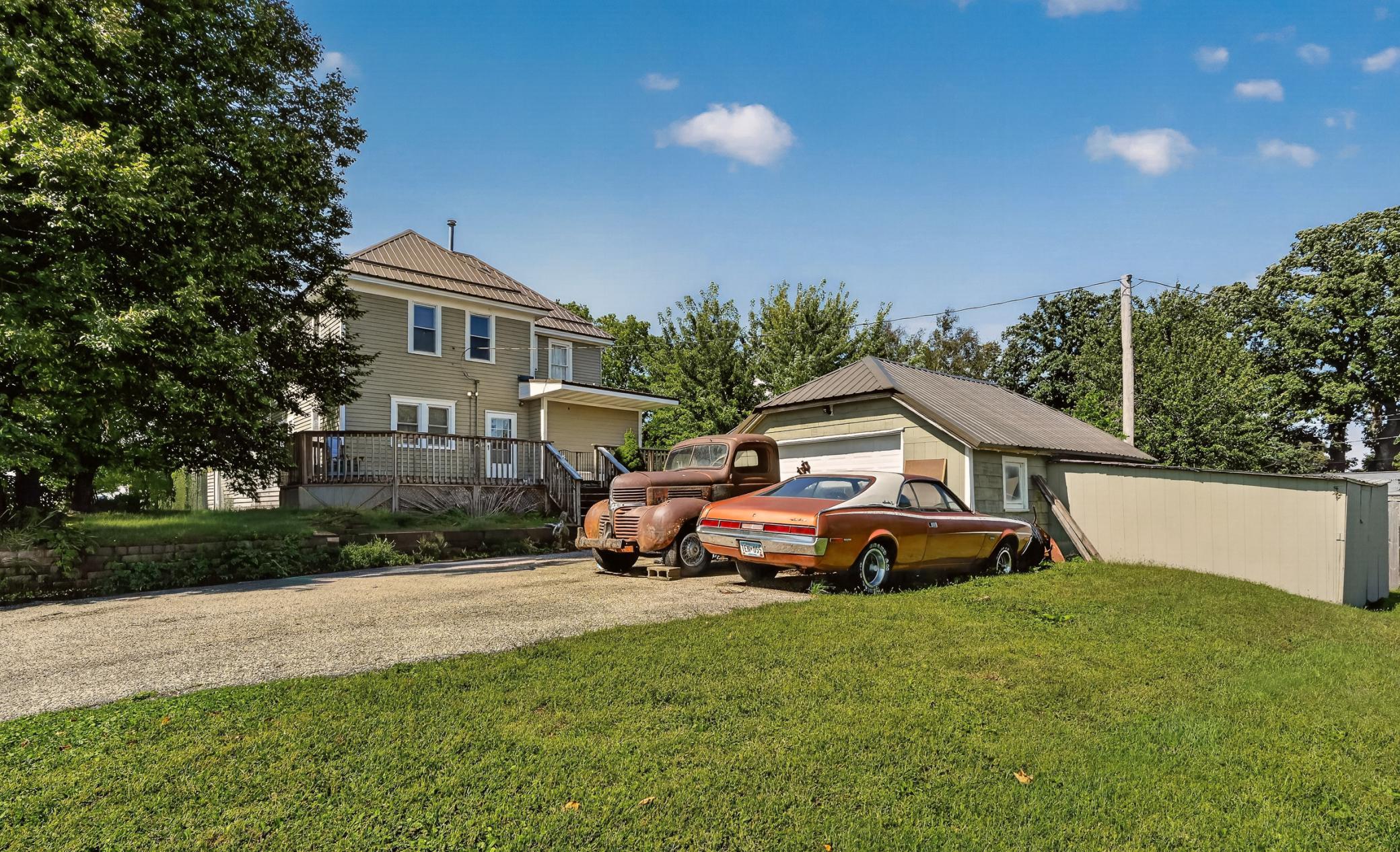 main property photo 44