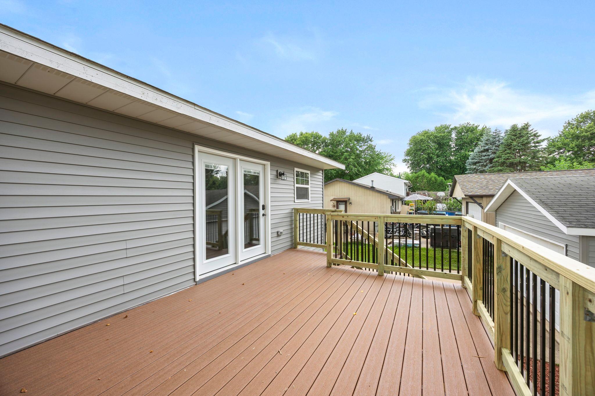 main property photo 24