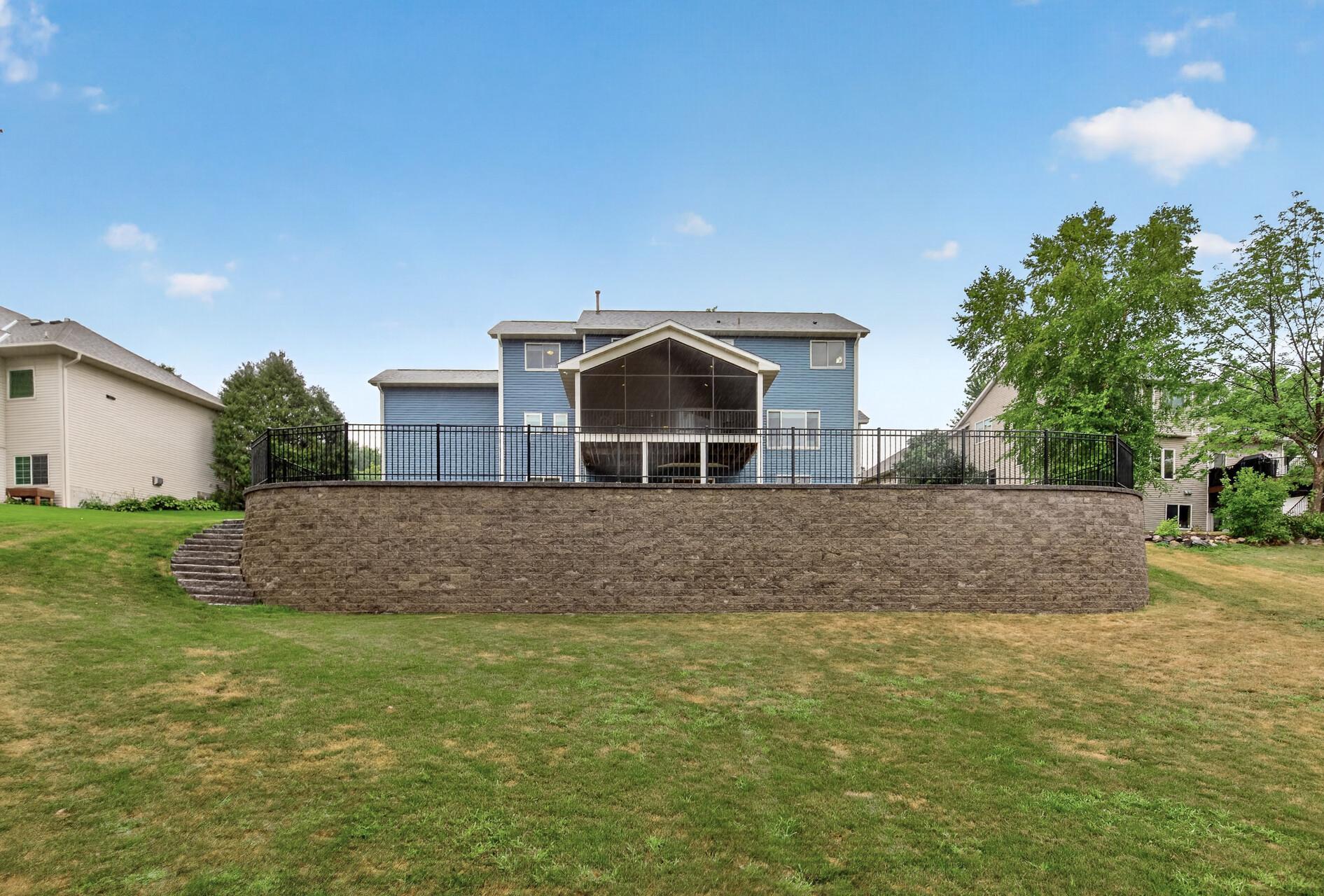 main property photo 42