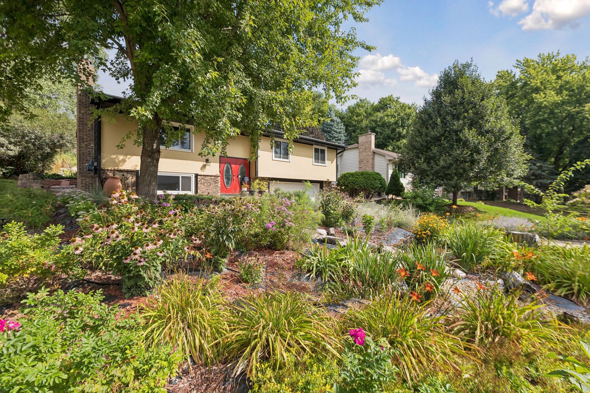 main property photo 5