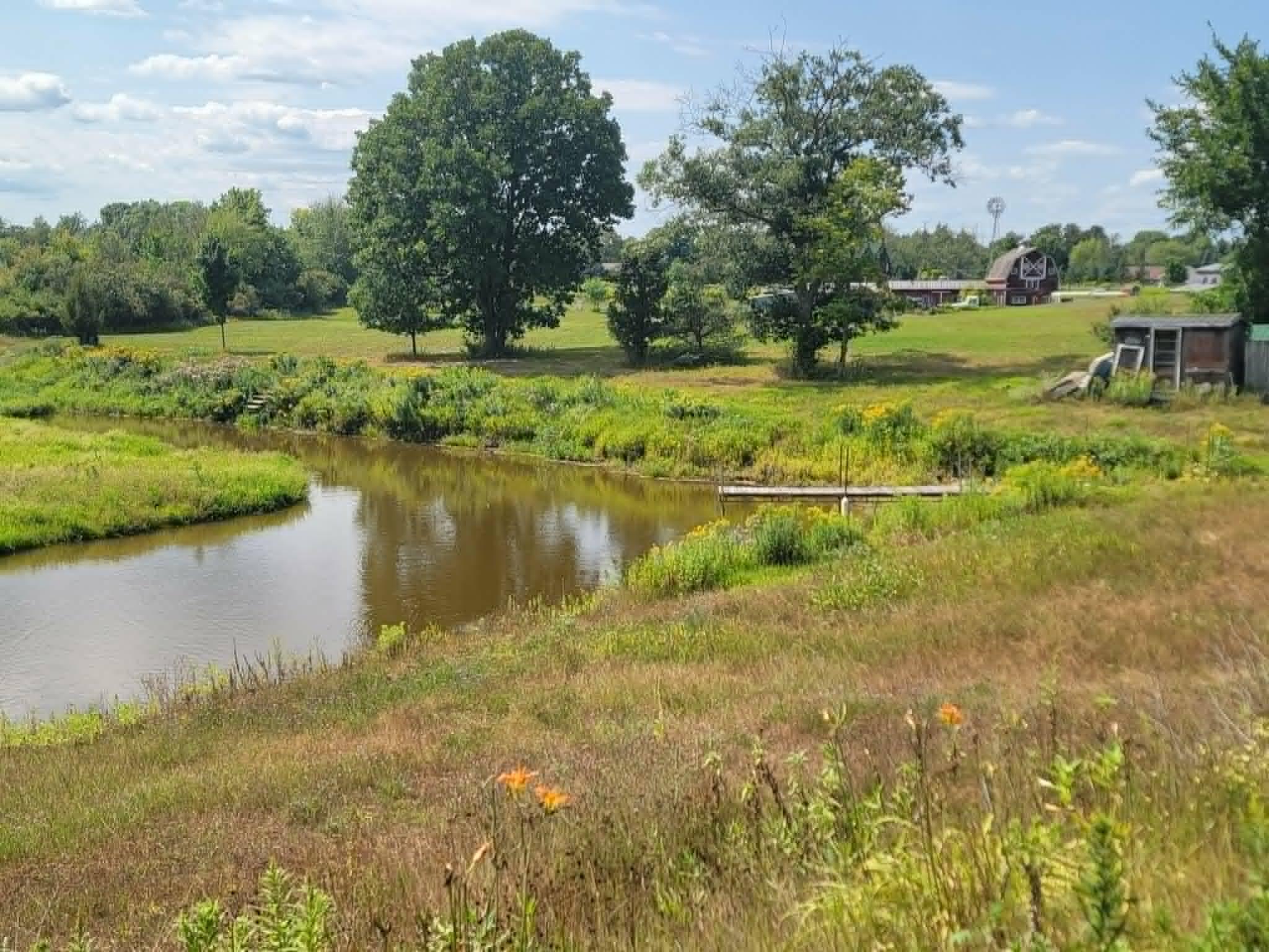 main property photo 18