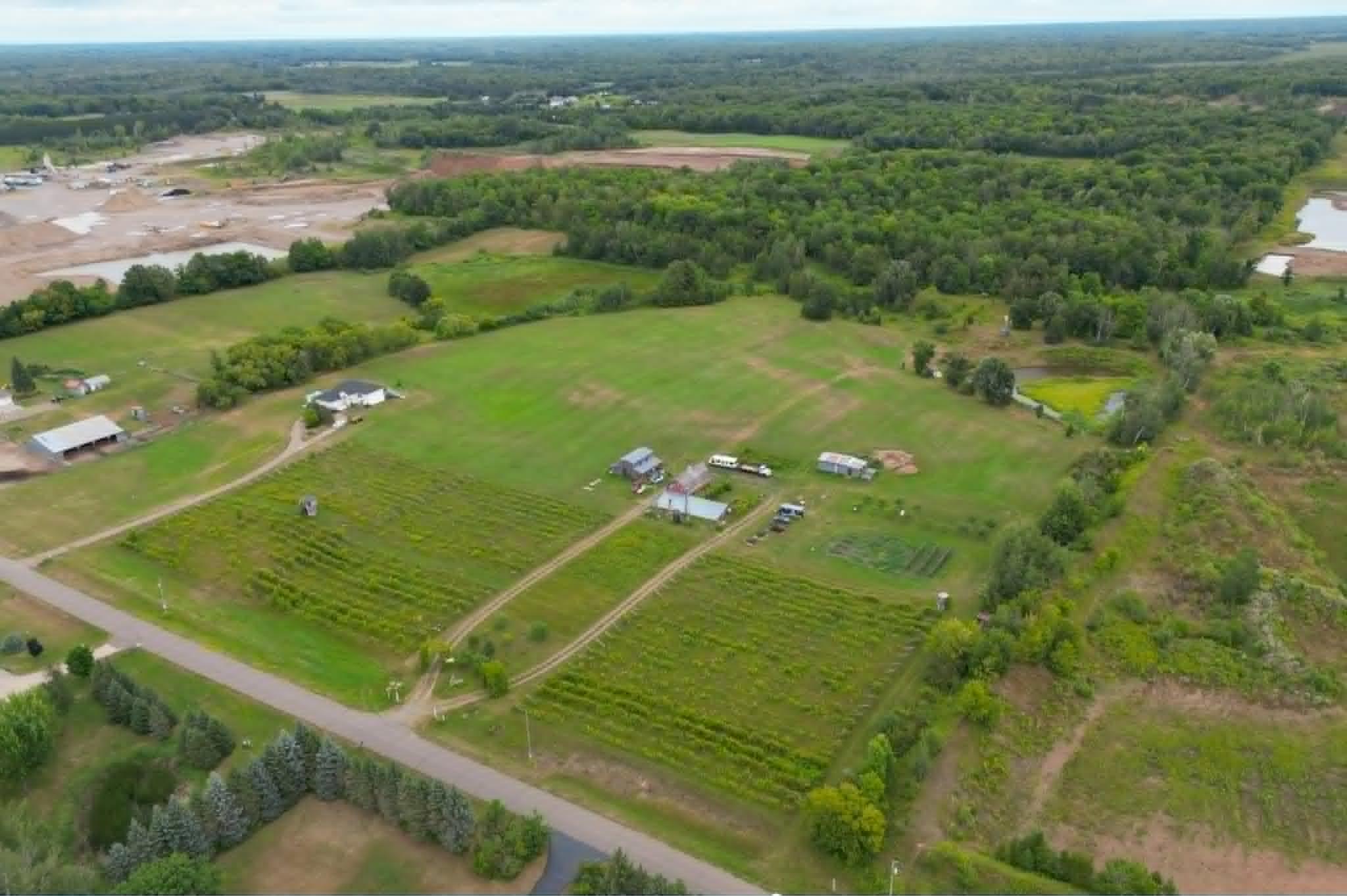 main property photo 32